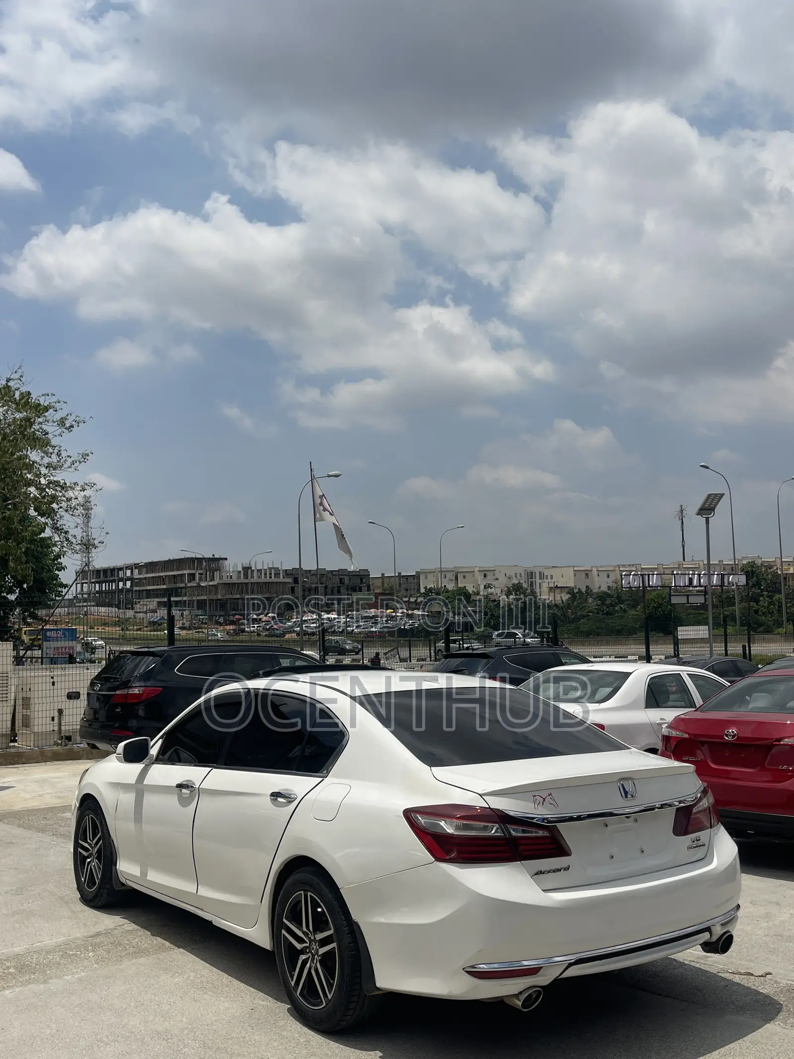 Honda Accord Touring V-6 4dr Sedan (3.5L 6cyl 6A) 2014 White
