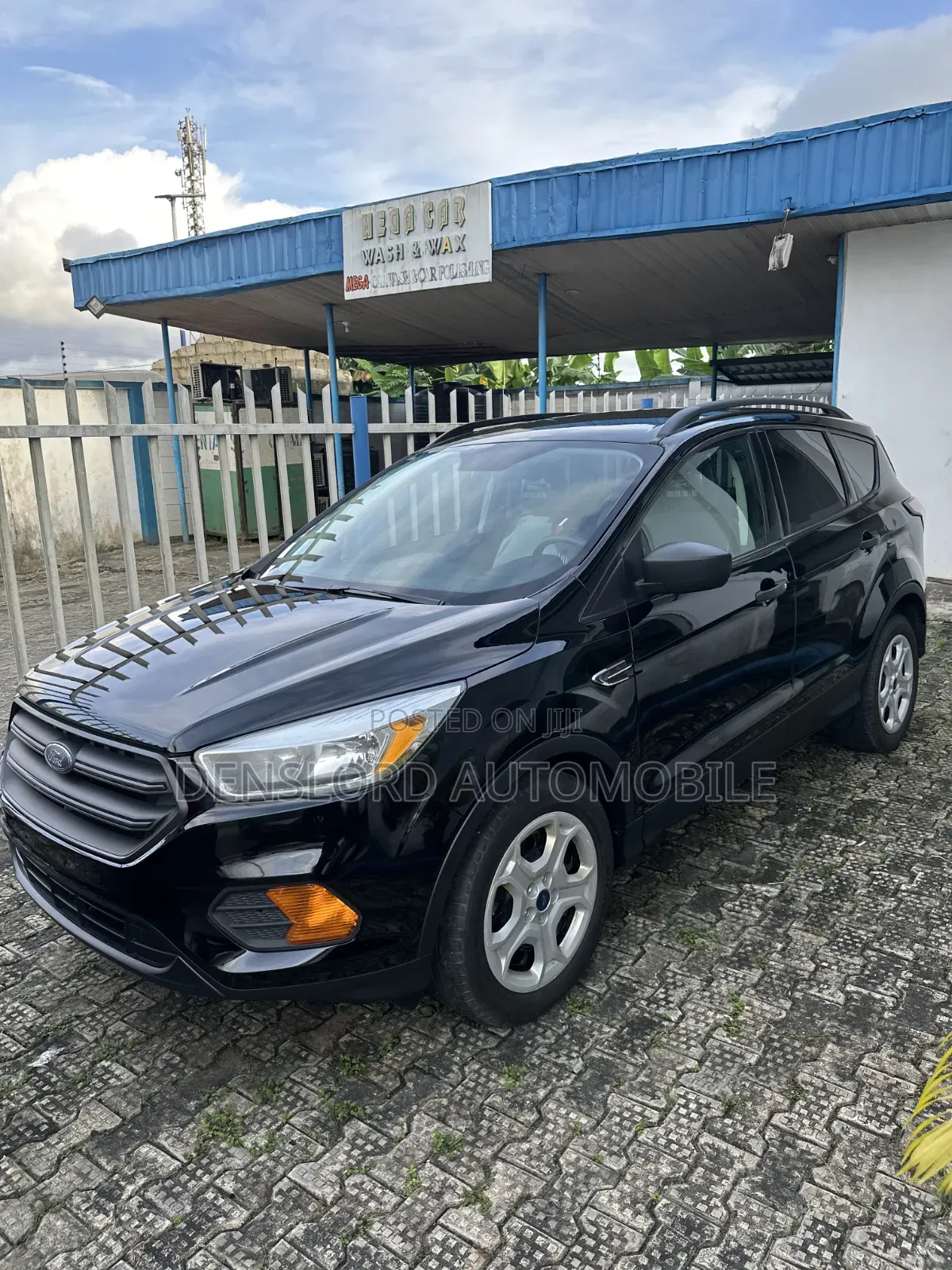 Ford Escape S FWD 2017 Black