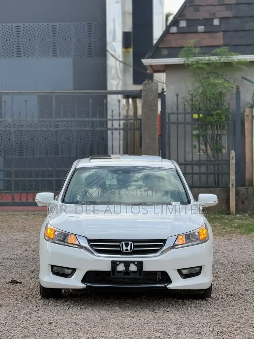 Honda Accord EX-L 4dr Sedan w/Navigation (2.4L 4cyl CVT) 2014 White