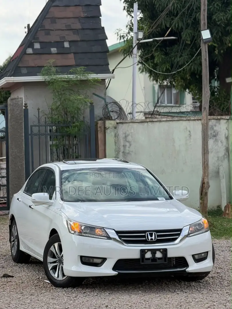 Honda Accord EX-L 4dr Sedan w/Navigation (2.4L 4cyl CVT) 2014 White