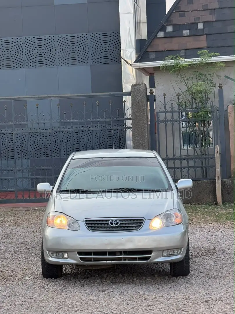 Toyota Corolla 2004 Silver