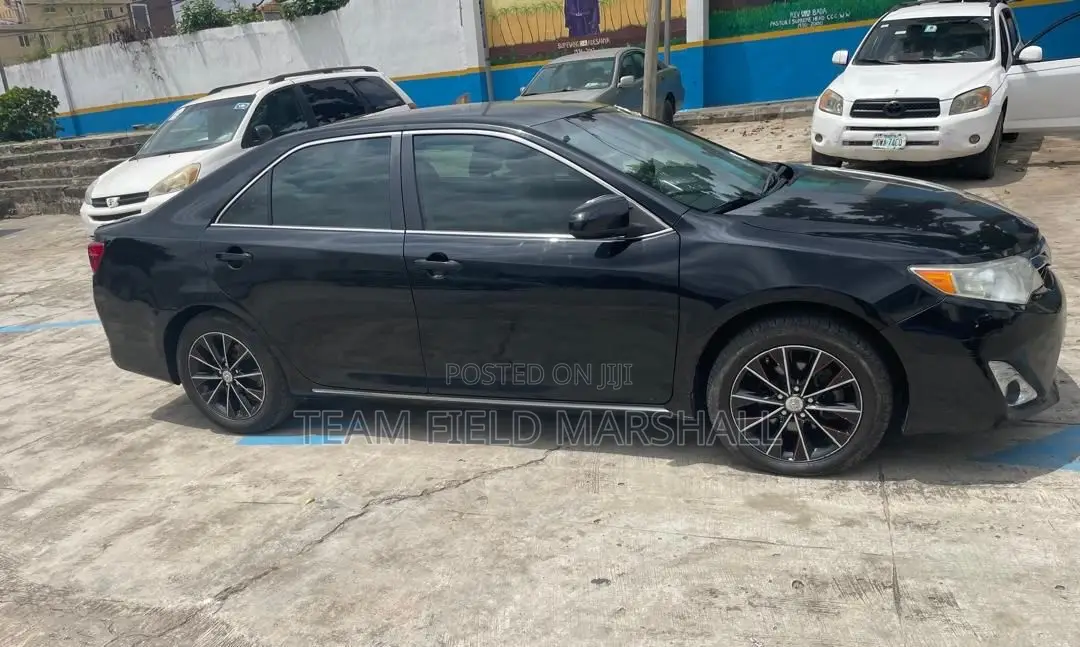Toyota Camry LE 4dr Sedan (2.5L 4cyl 6A) 2014 Black