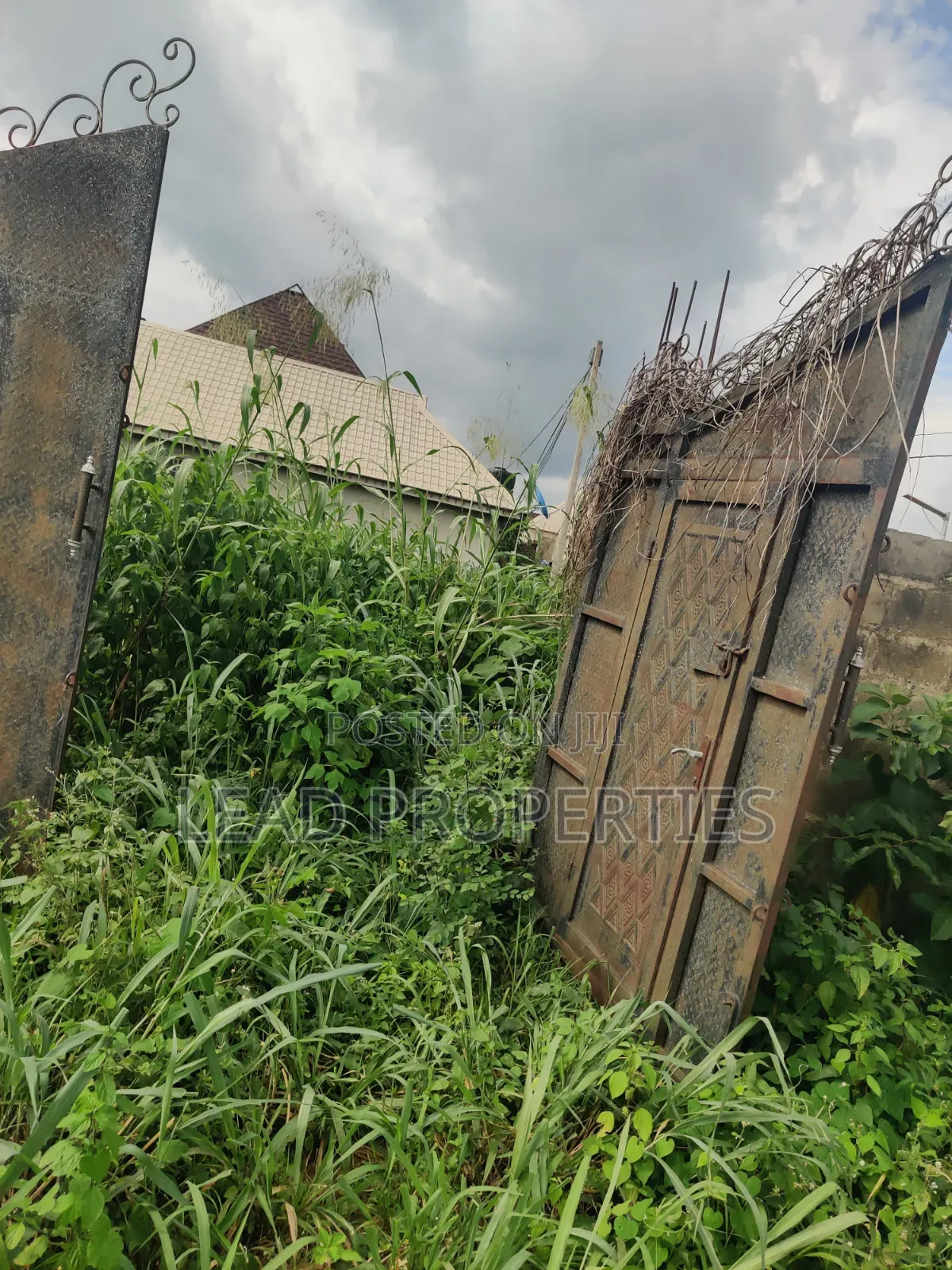 Half a Plot of Land for Sale in Alagbaka GRA Extension