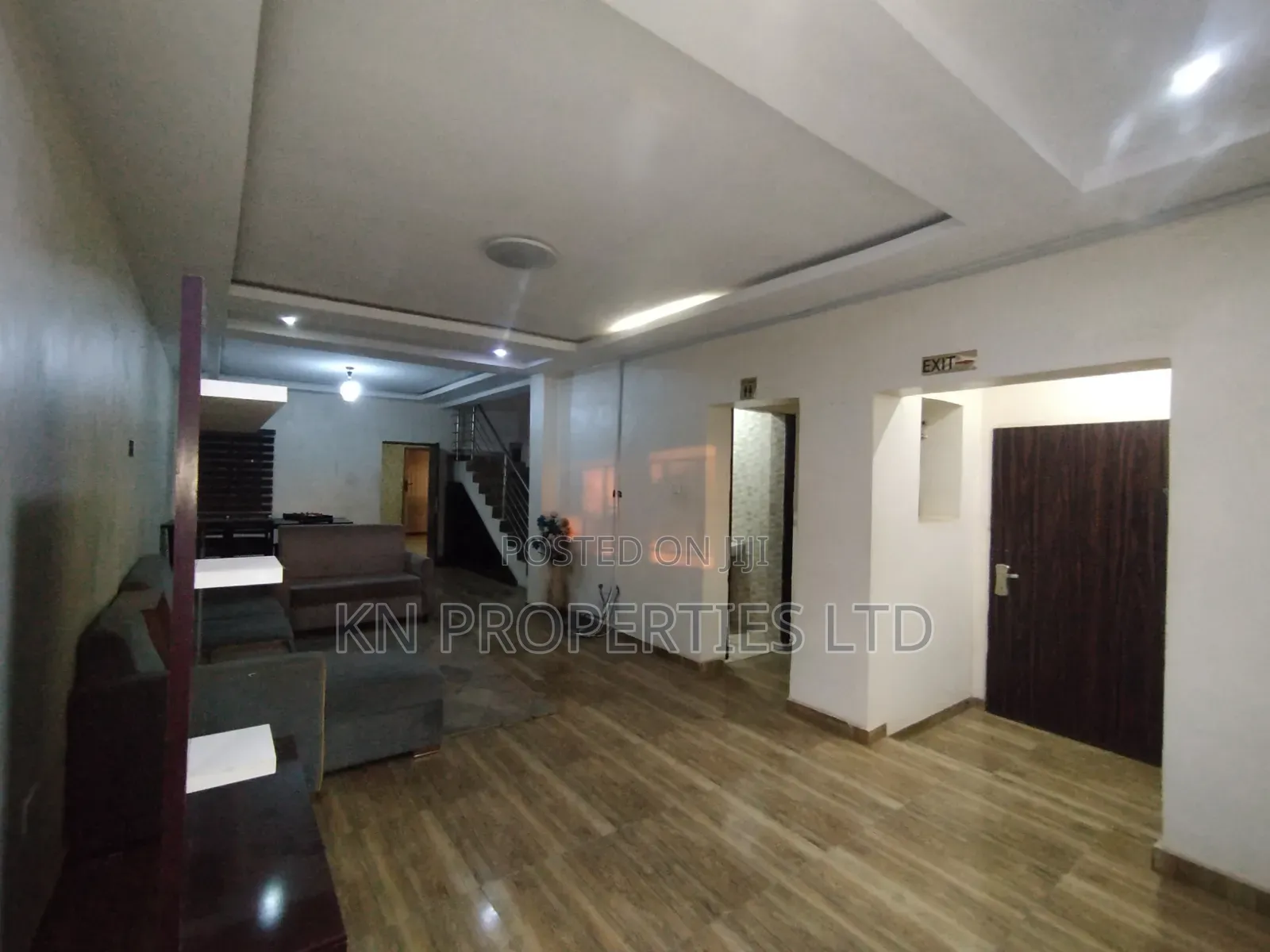 5bdrm Duplex in Durumi for rent