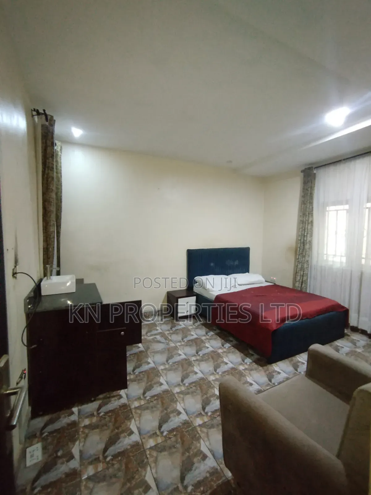 5bdrm Duplex in Durumi for rent