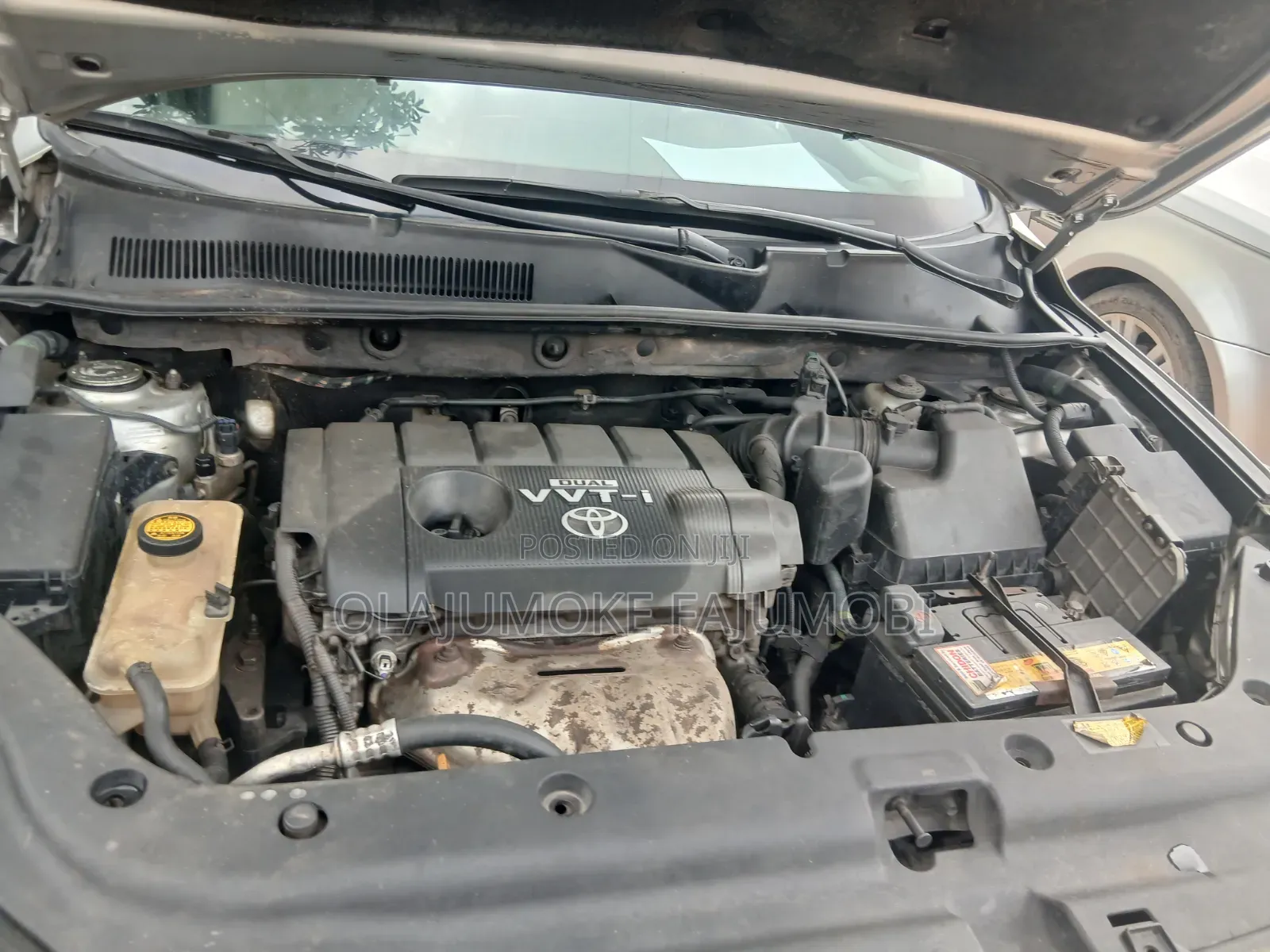Toyota Corolla 2010 Silver