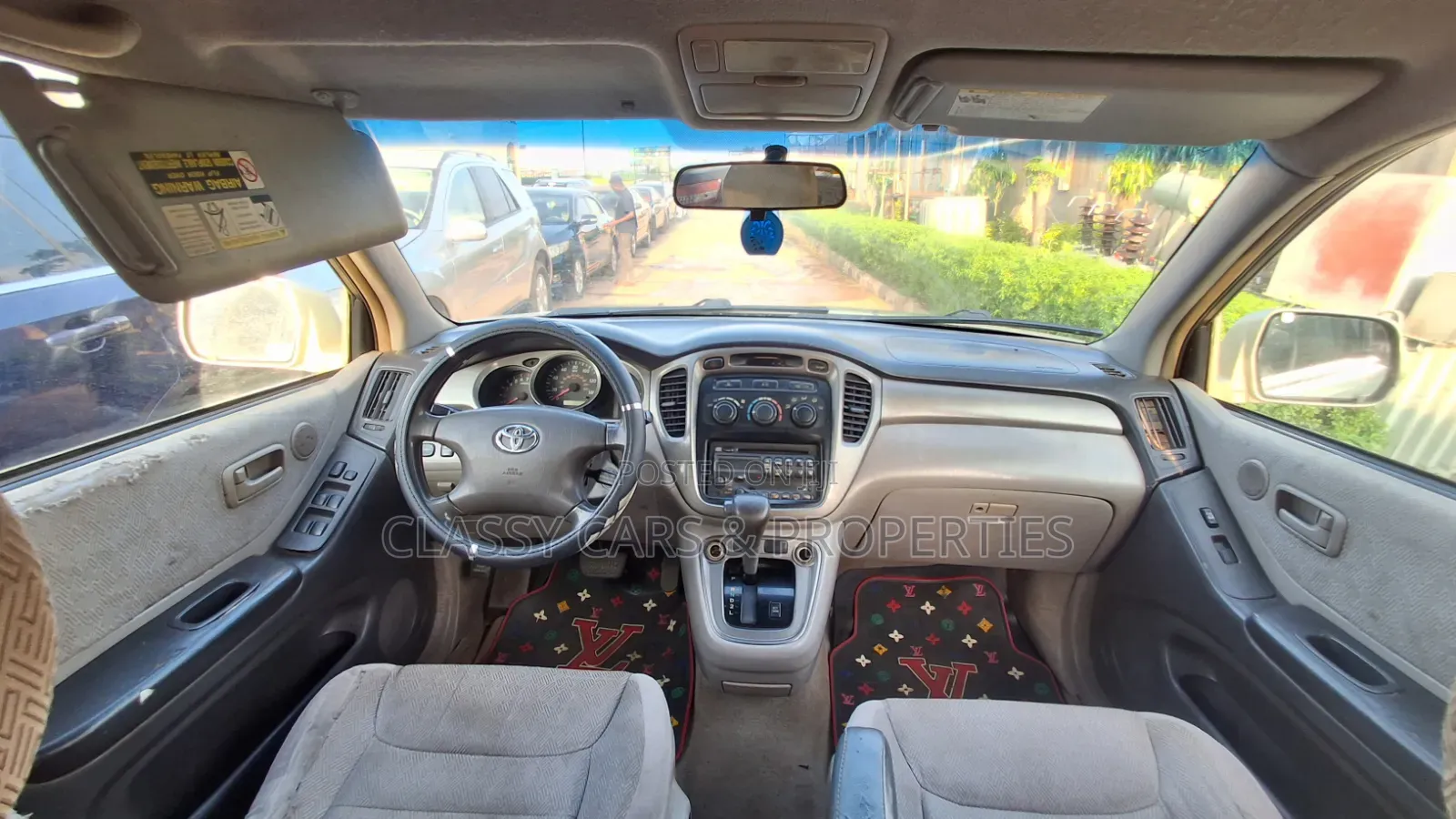 Toyota Highlander Base FWD 2003 Gold