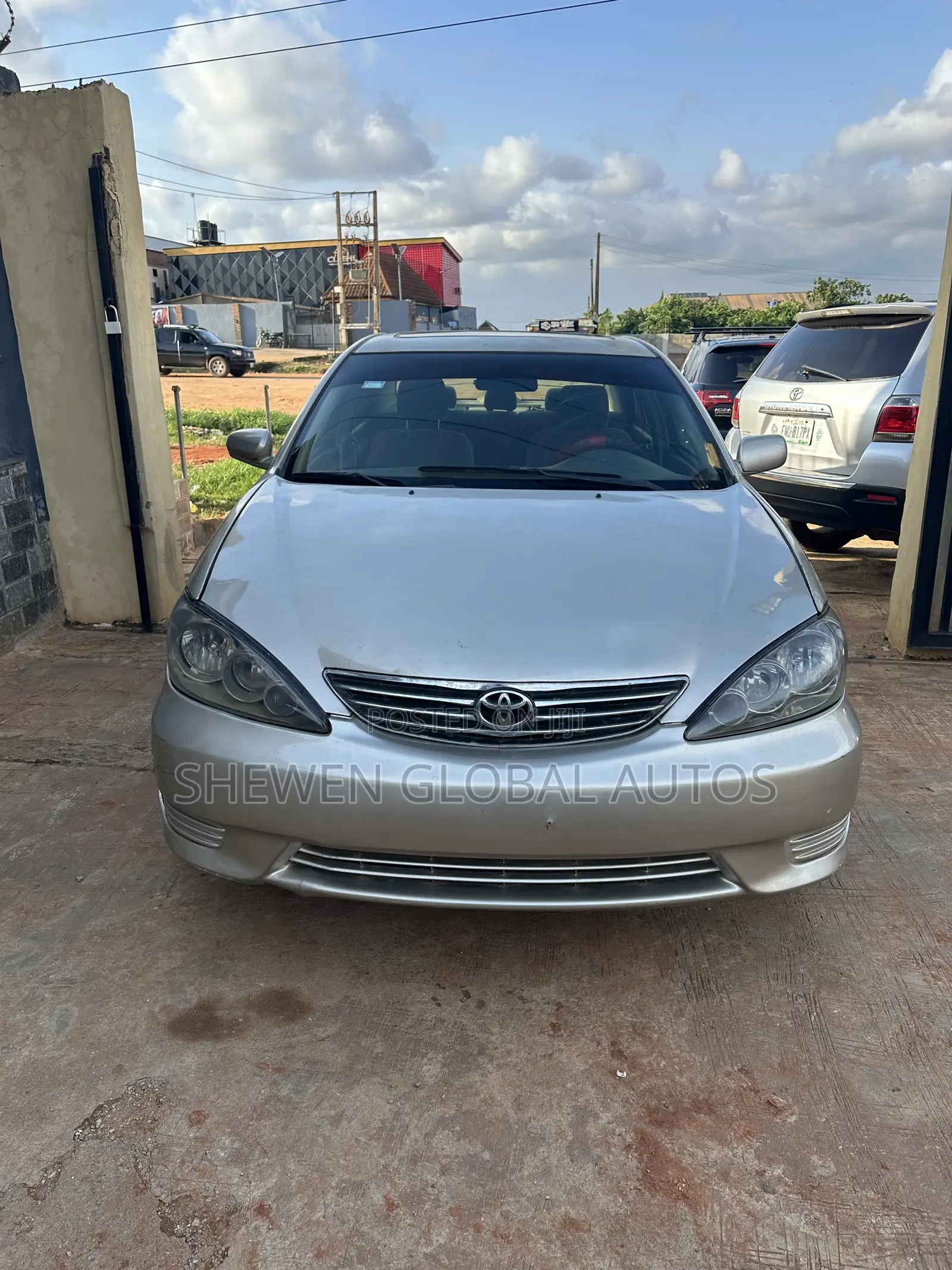 Toyota Camry LE 4dr Sedan (2.4L 4cyl 5A) 2006 Gold