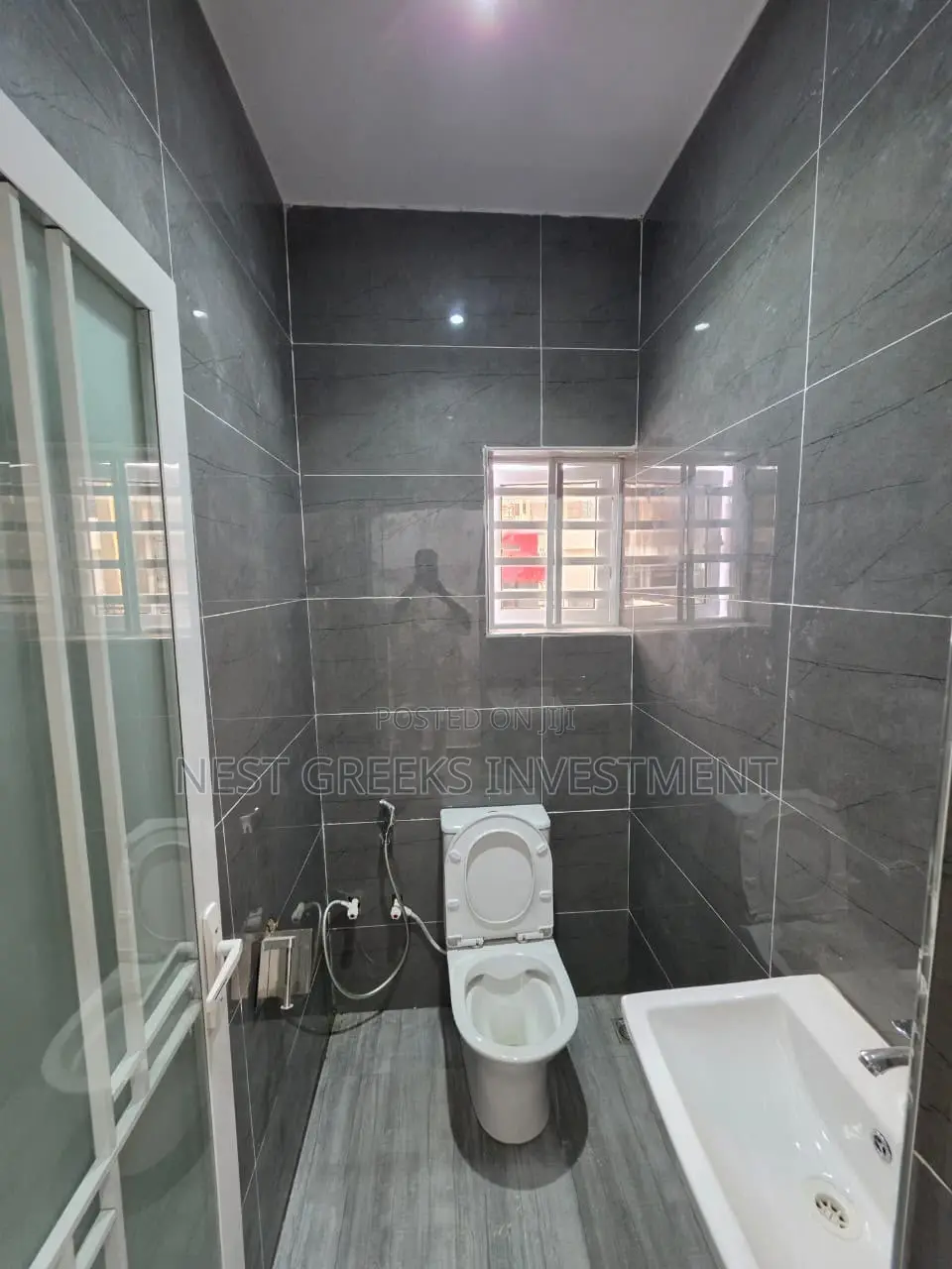 3bdrm Duplex in Christopher for sale