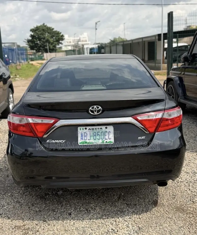 Toyota Camry 2015 Black