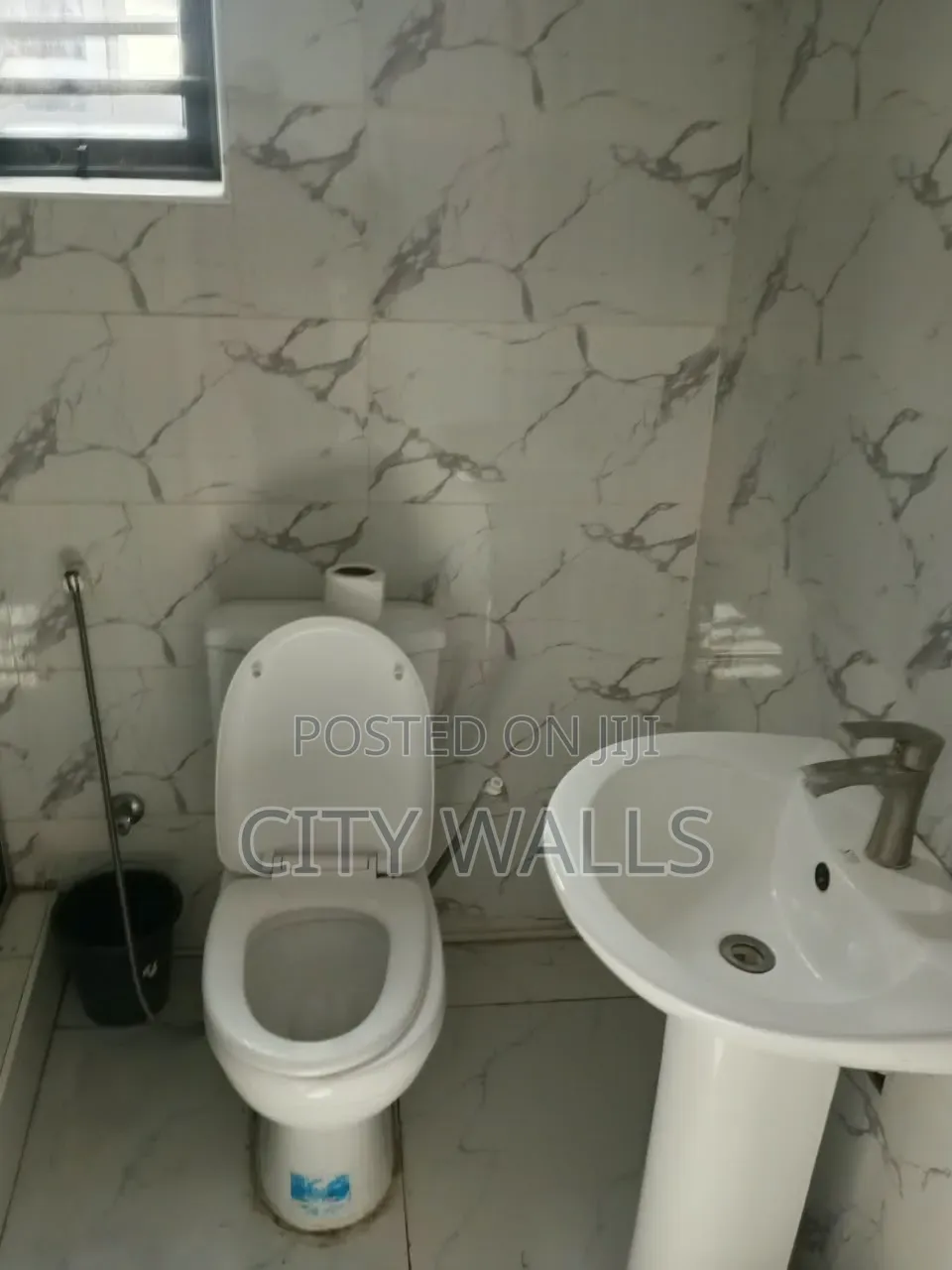 4bdrm Townhouse / Terrace in Spring Garden Estate, Chevron for rent