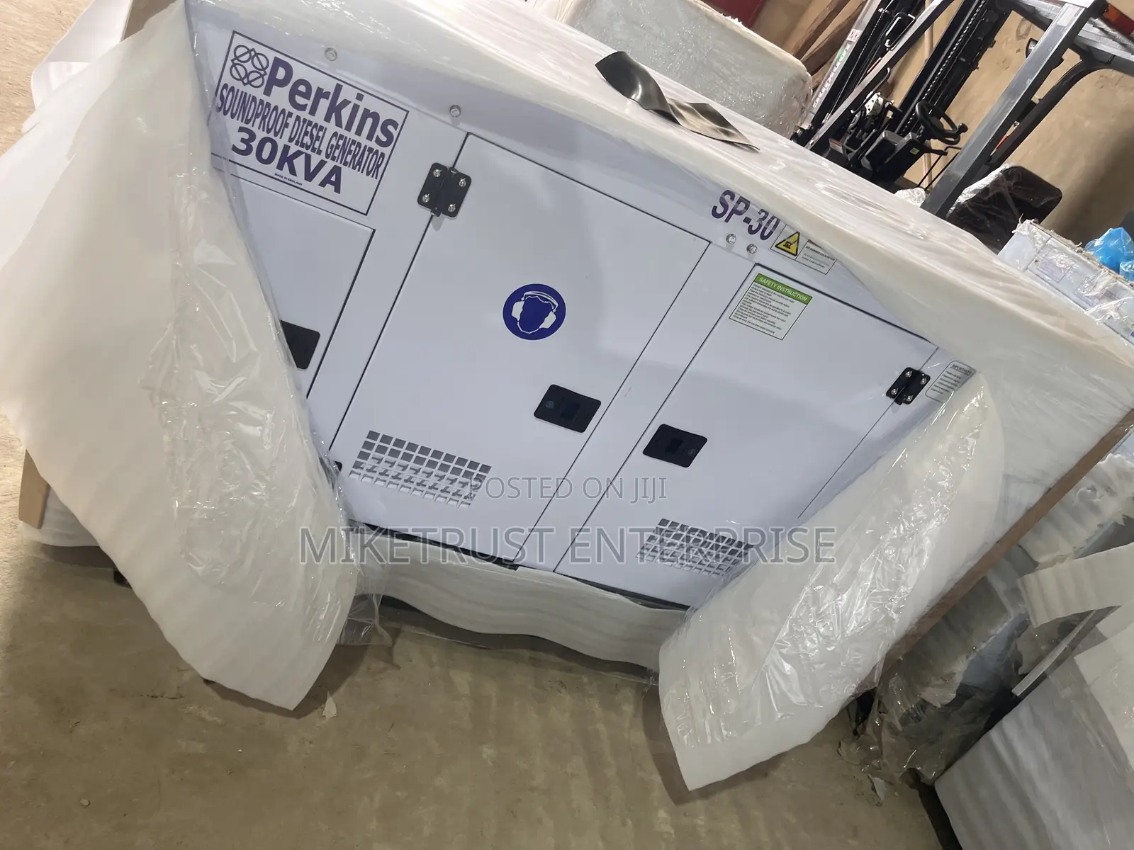 30kva Perkins Soundproof Diesel Generator. Supercool