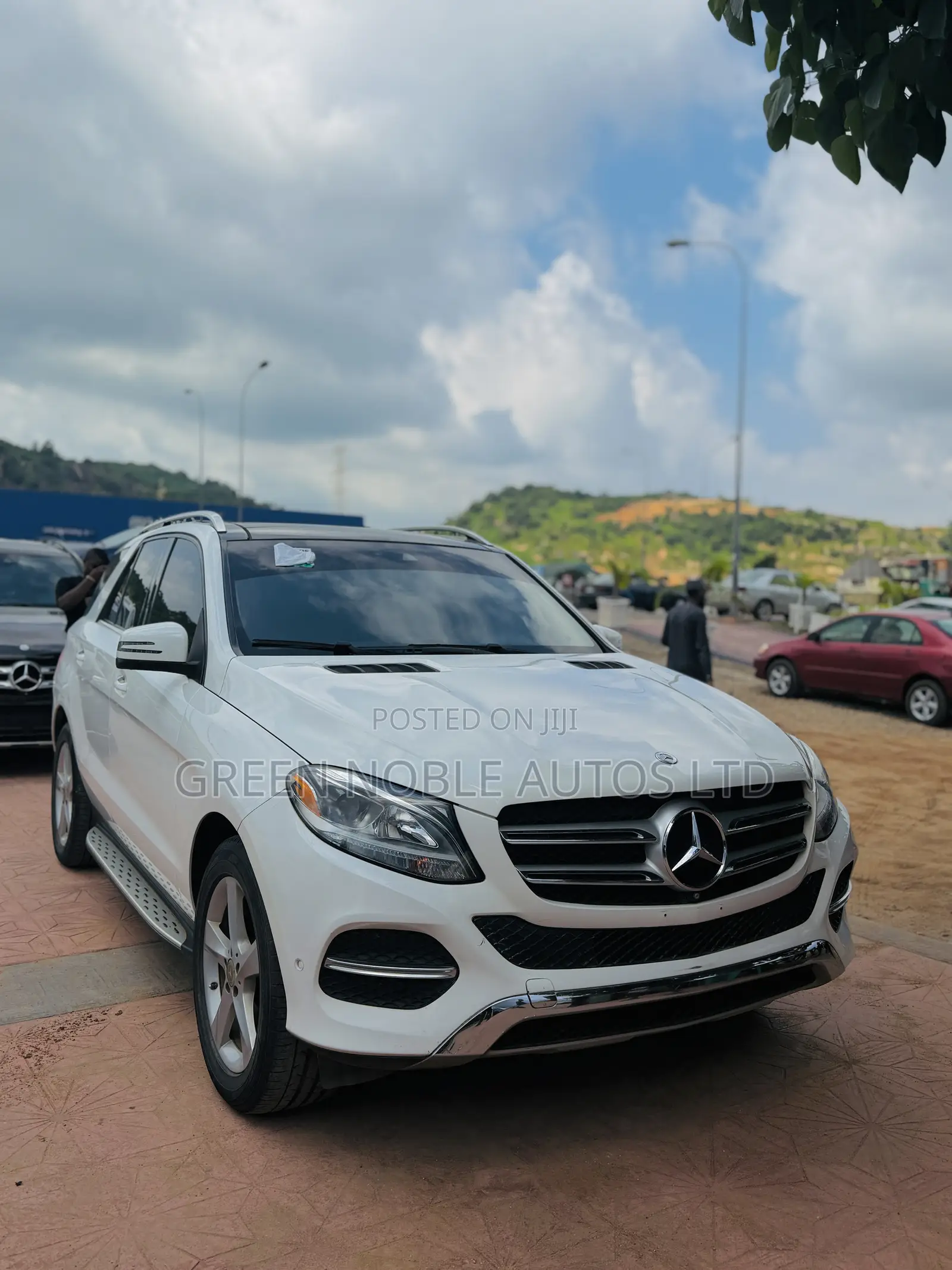 Mercedes-Benz GLE-Class GLE 350d 4MATIC 2017 White