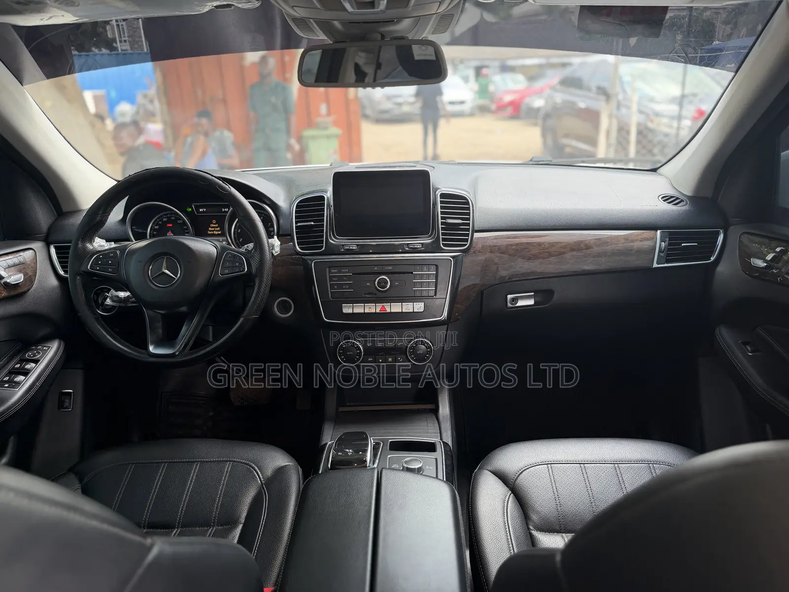 Mercedes-Benz GLE-Class GLE 350d 4MATIC 2017 White