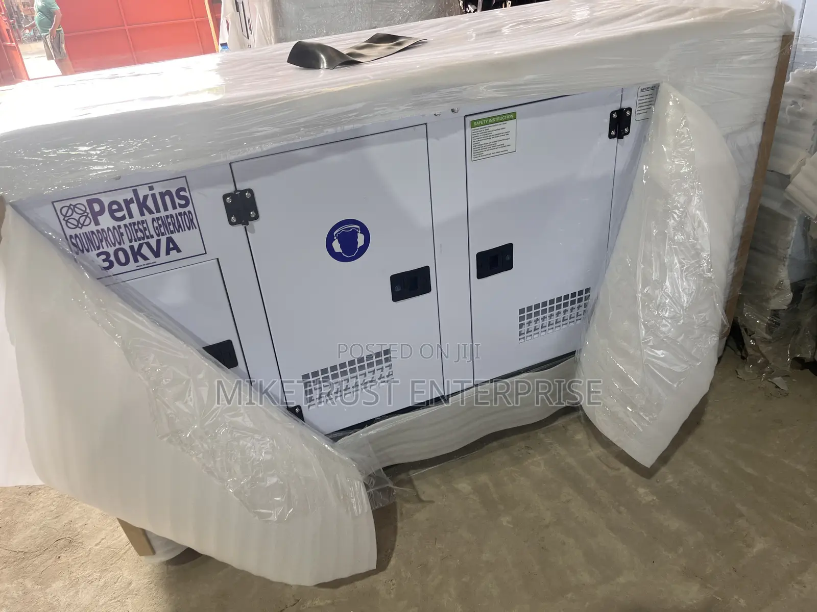 Perkins Powerful 30kva Diesel Soundproof Generator