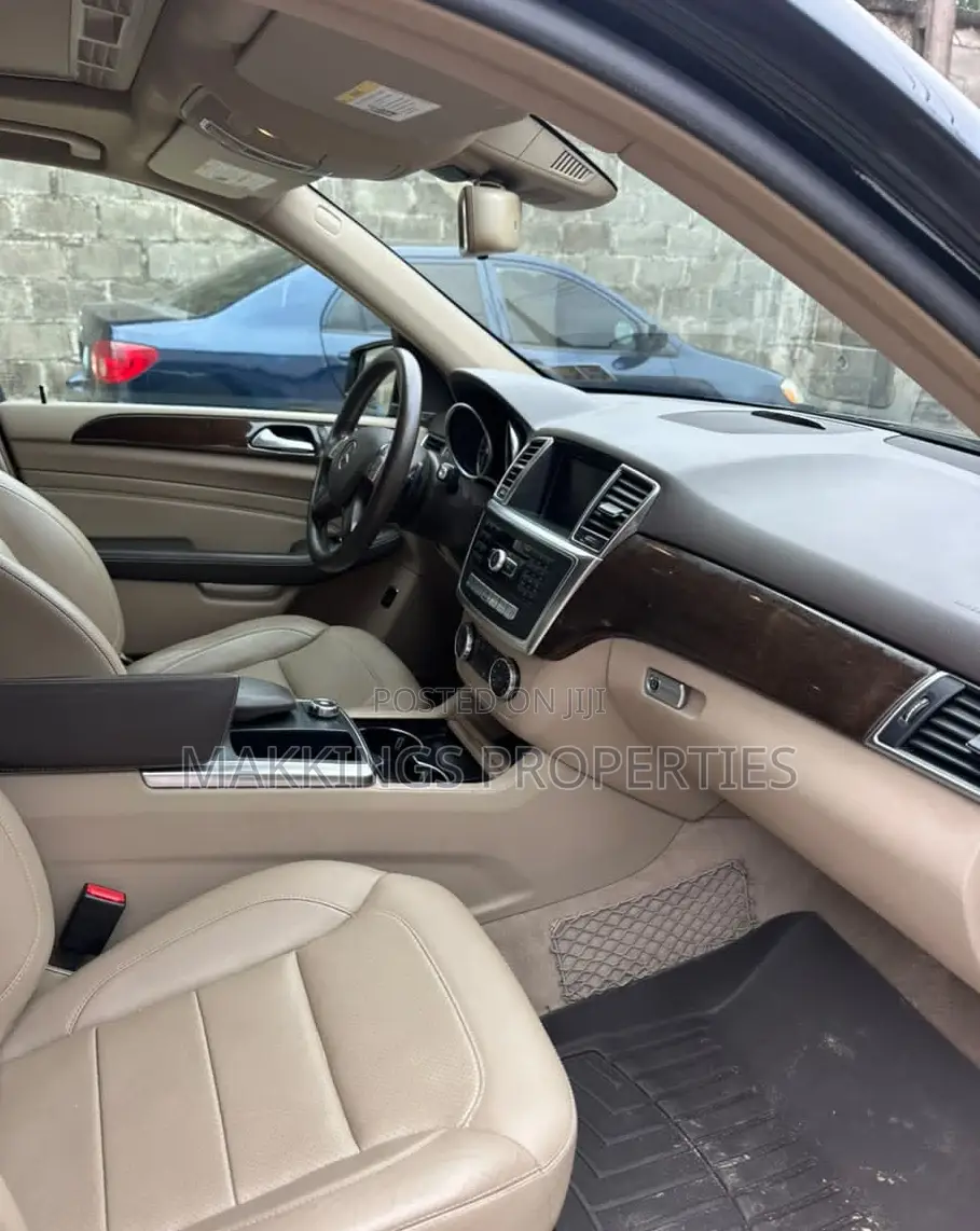 Mercedes-Benz M Class 2015 Black