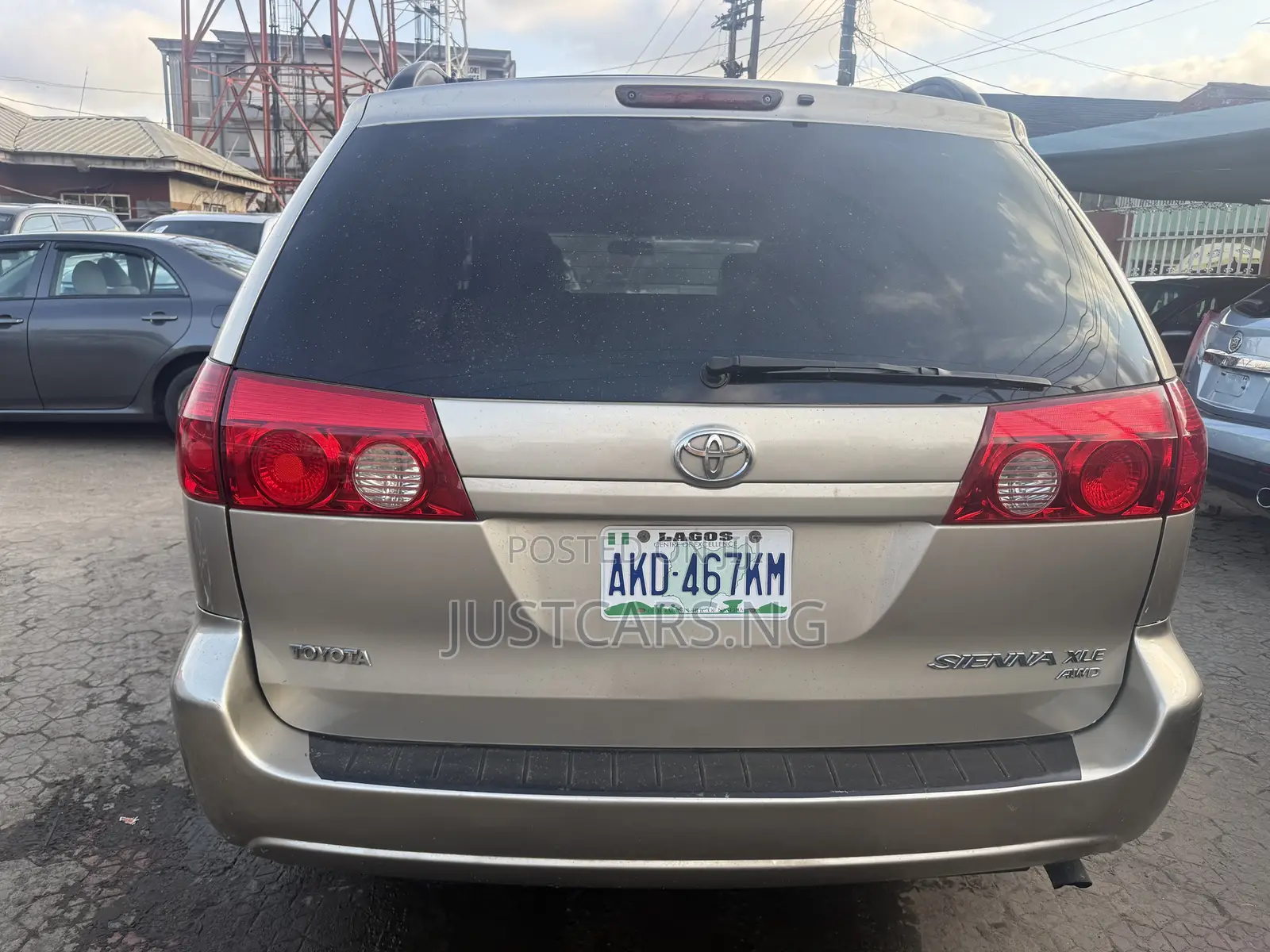 Toyota Sienna XLE AWD 2006 Gold