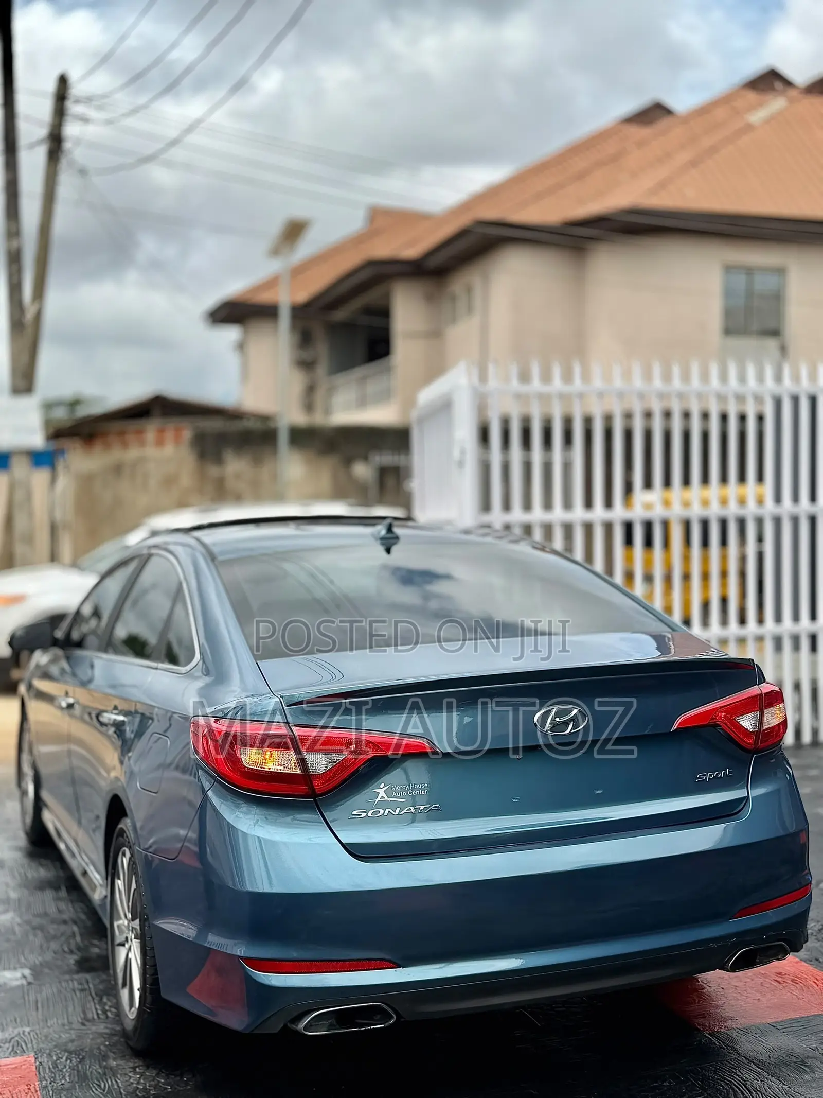 Hyundai Sonata Limited Sedan FWD (2.4L 4cyl 6A) 2016 Blue