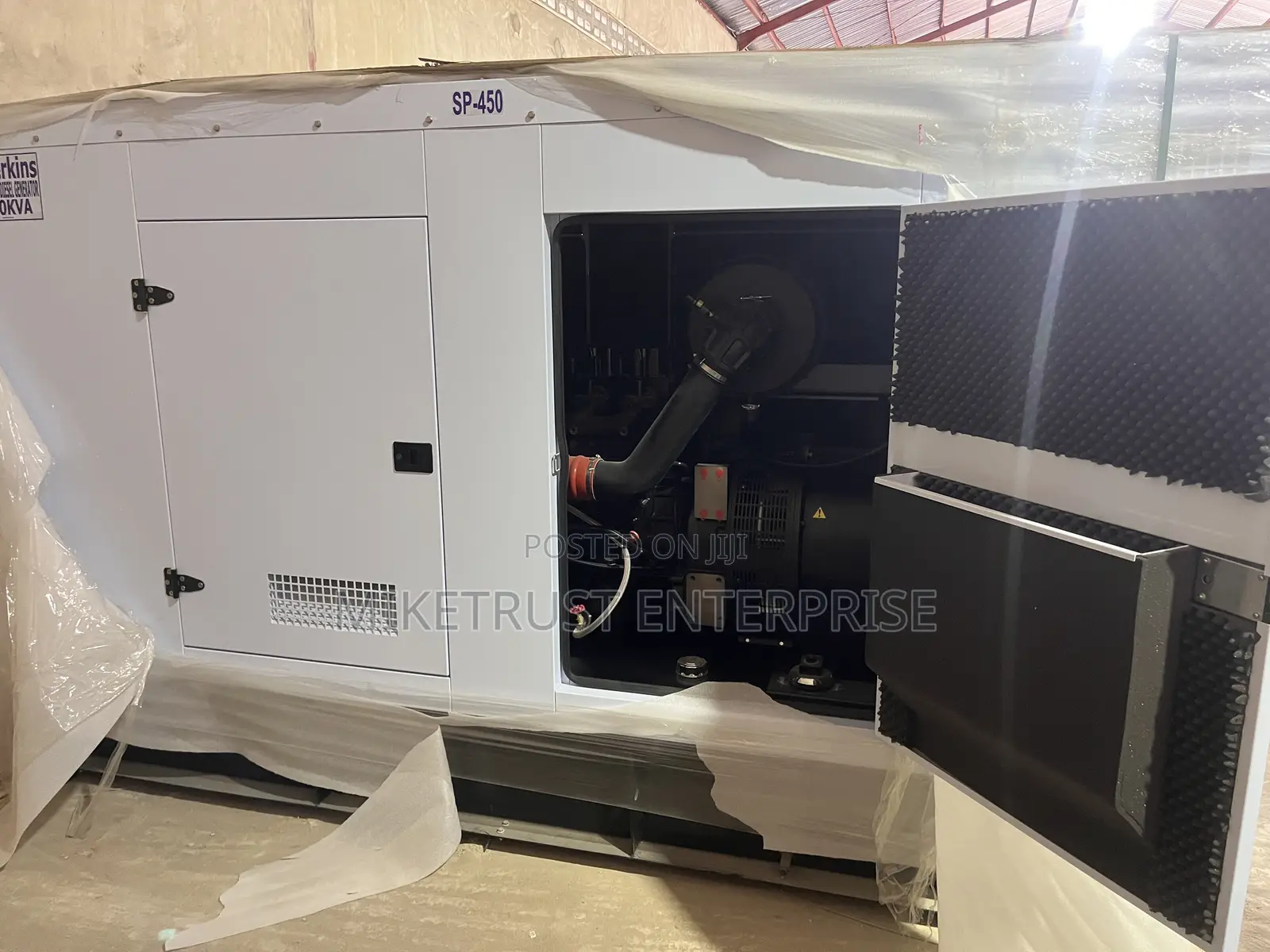 450KVA Perkins Diesel Soundproof Durable Generator