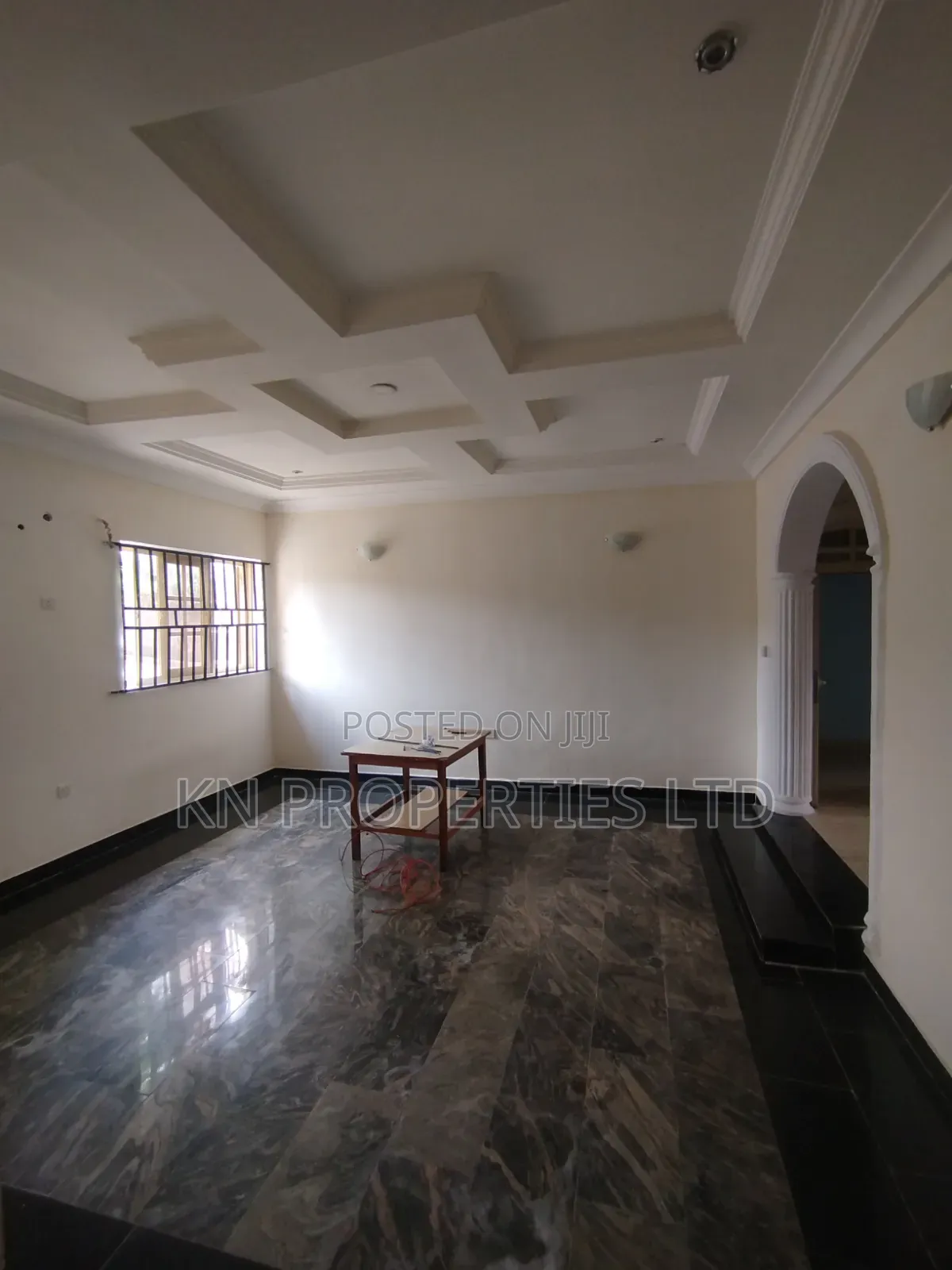 4bdrm Bungalow in Airport Road, Sabon Lugbe for rent