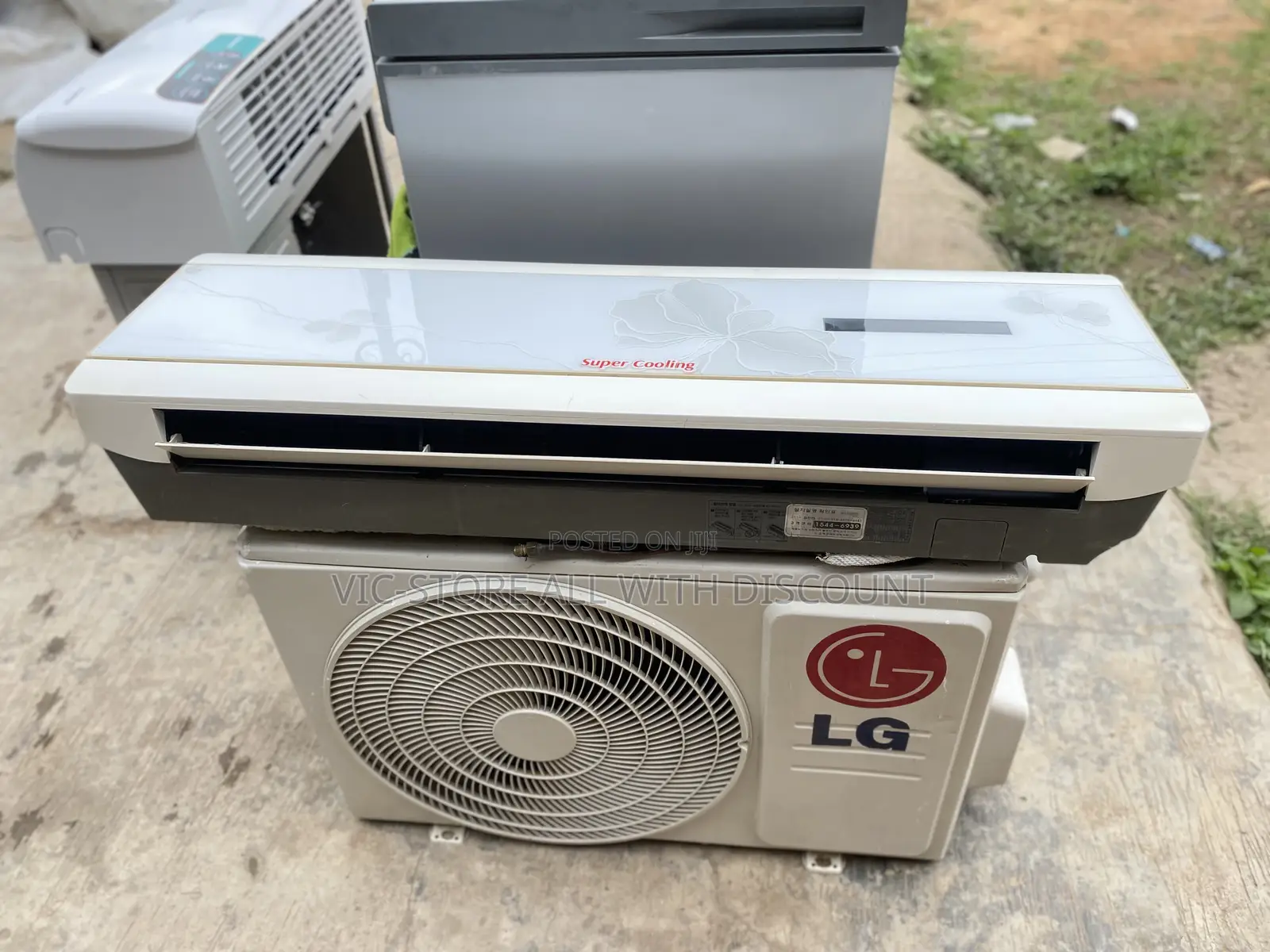 LG 1.5hp Air Conditioner Artcool Indoor Head New Model