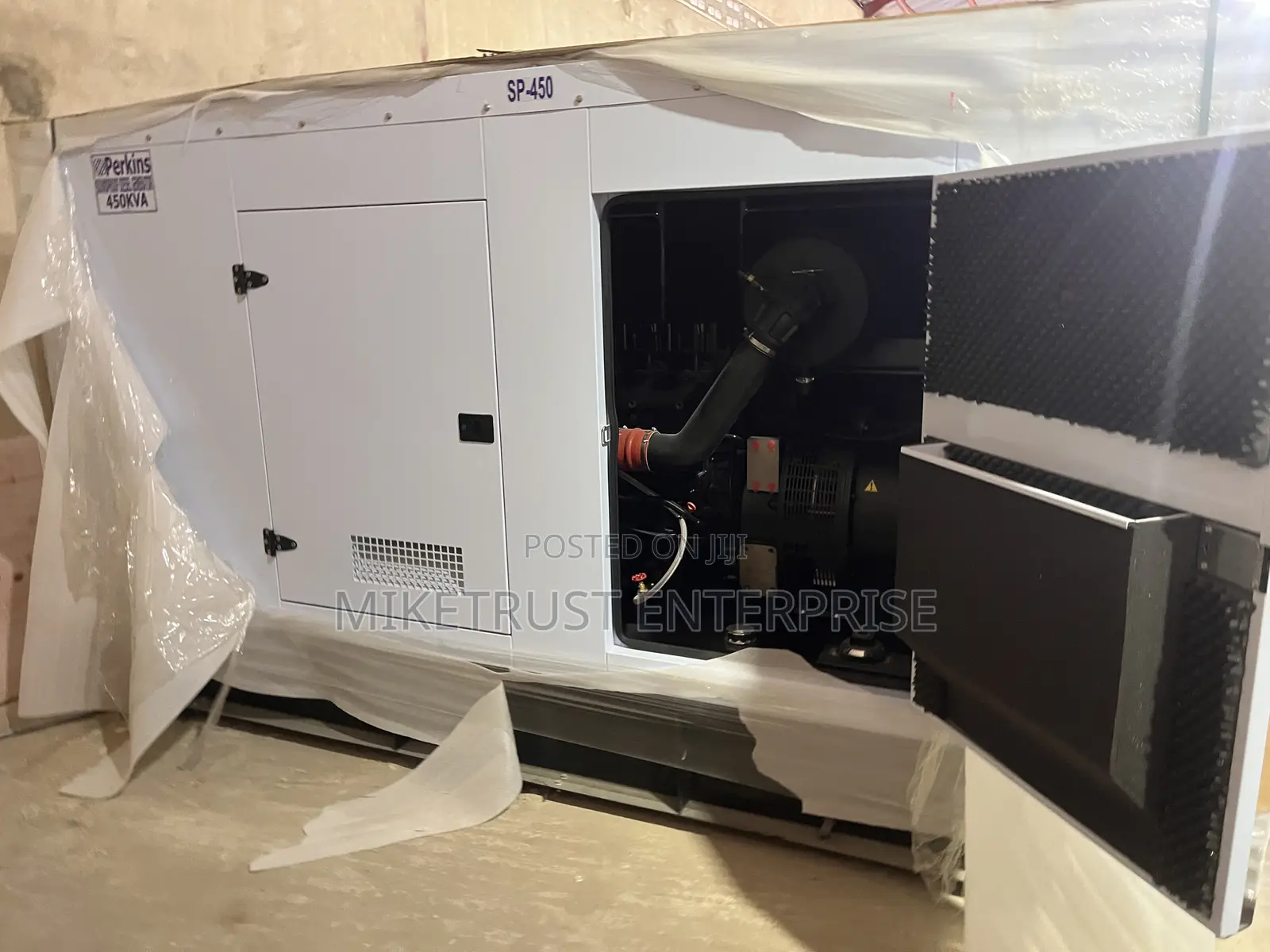 Perkins 450Kva Heavy Duty Soundproof Diesel Generator