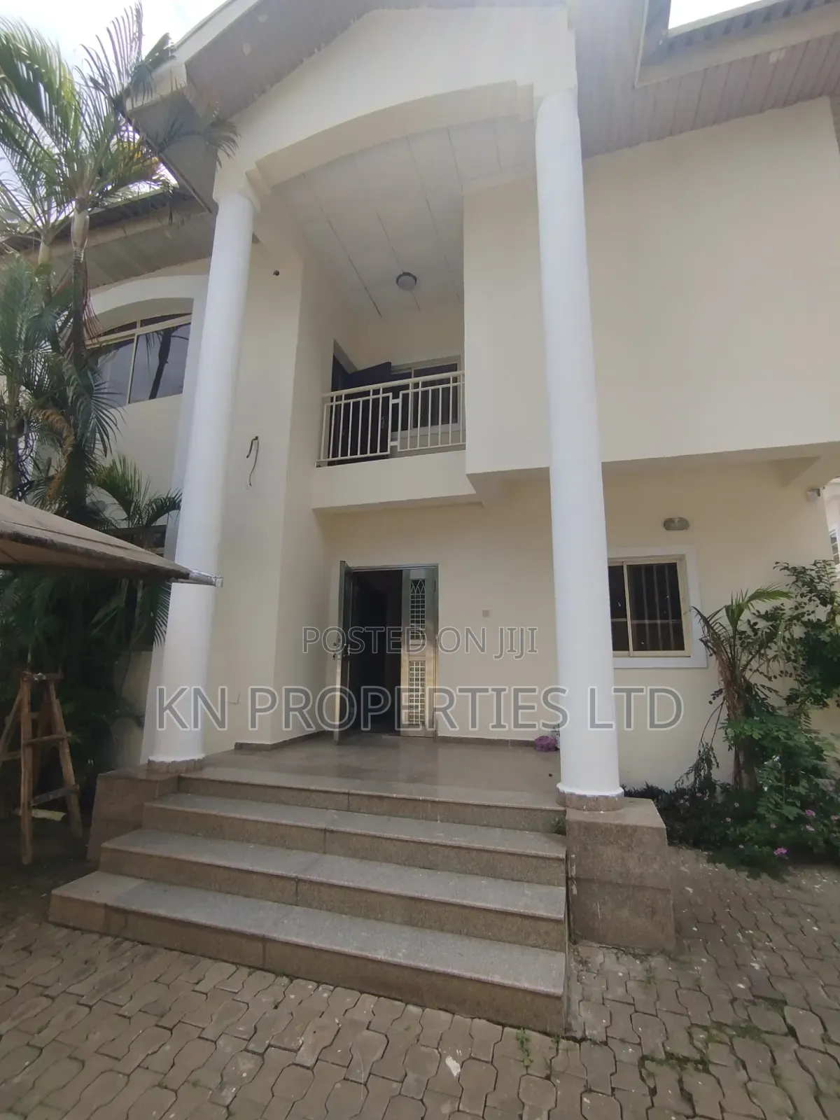 5bdrm Duplex in Garki for rent