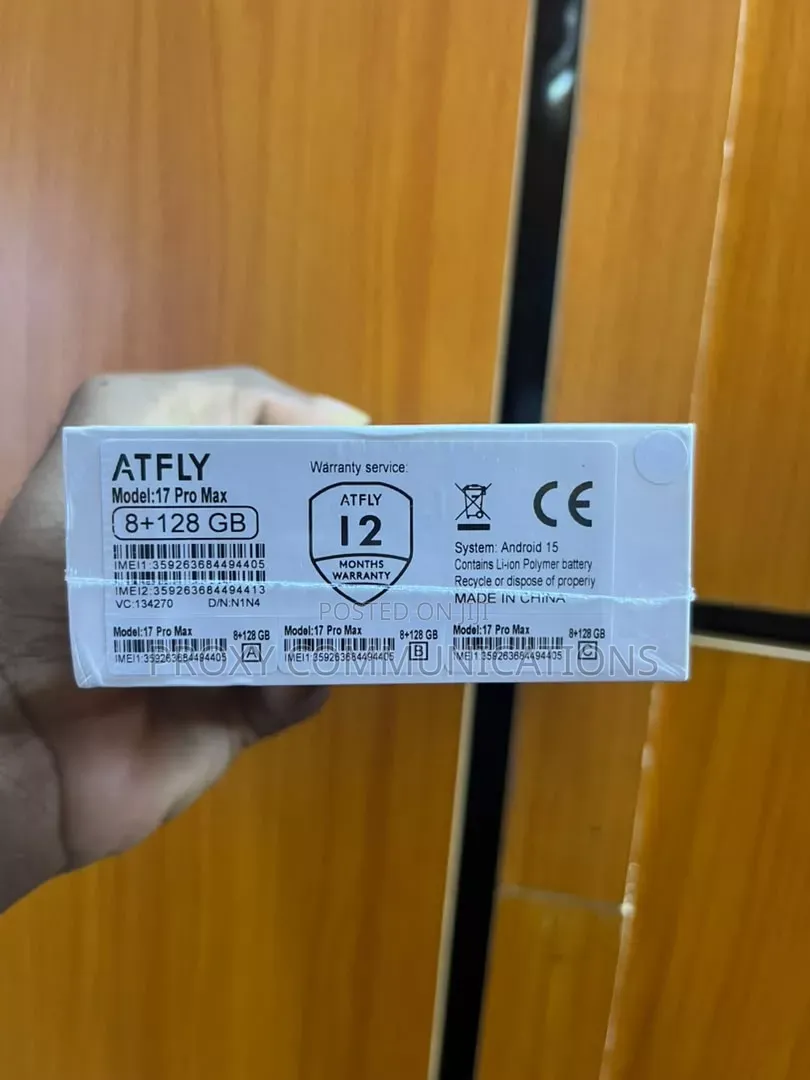 New Fly Nimbus 17 8 GB Silver