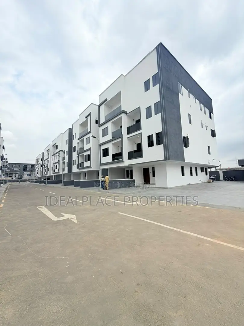 4bdrm Duplex in Ikeja GRA for rent