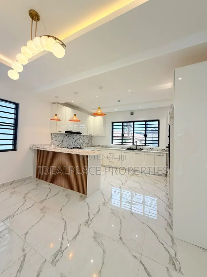 4bdrm Duplex in Ikeja GRA for rent