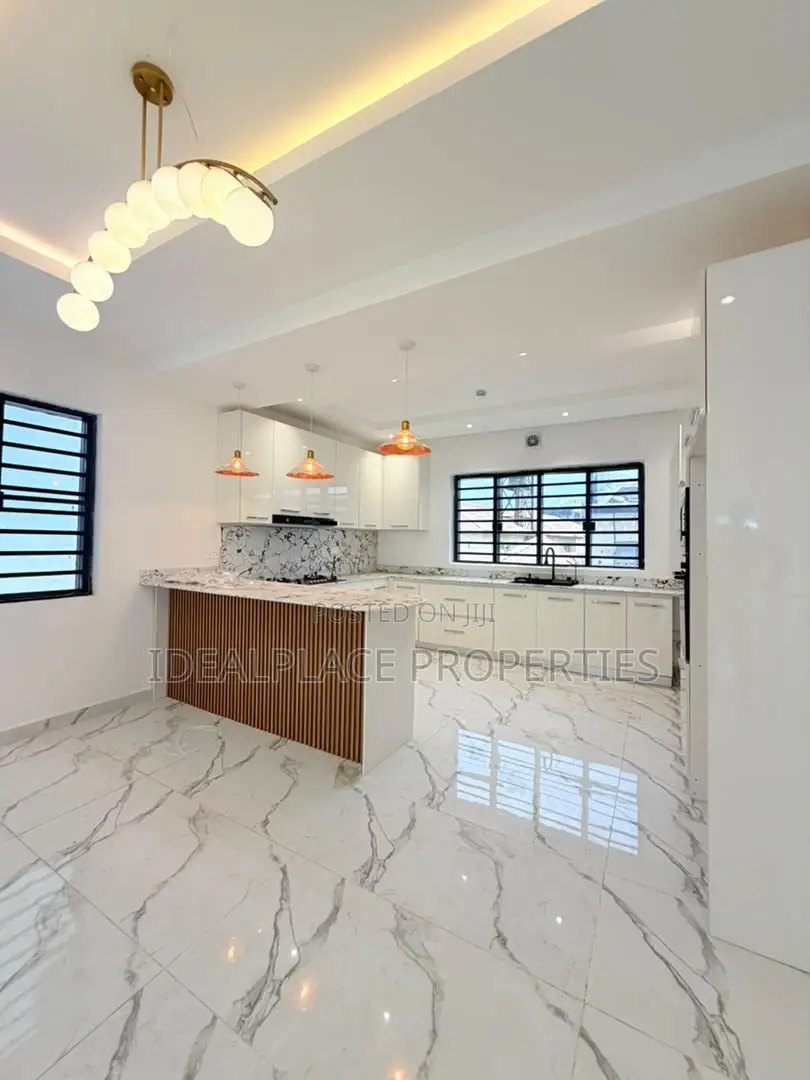 4bdrm Duplex in Ikeja GRA for rent