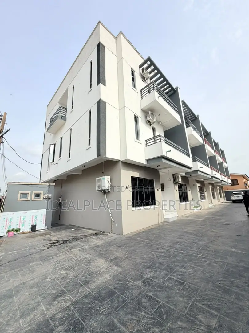 4bdrm Townhouse / Terrace in Magodo for rent