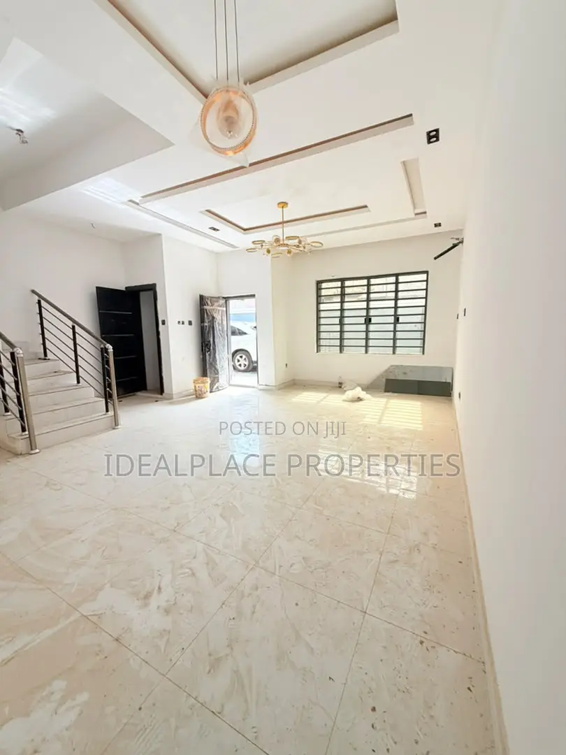 4bdrm Townhouse / Terrace in Magodo for rent
