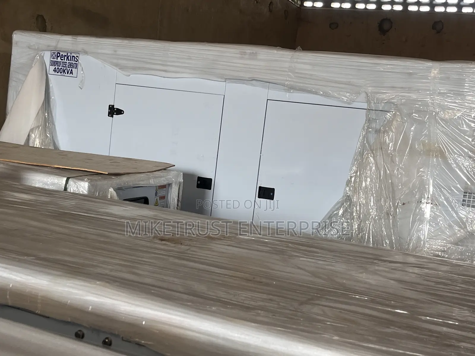 Perkins Strong 400kva High Quality Diesel Soundproof