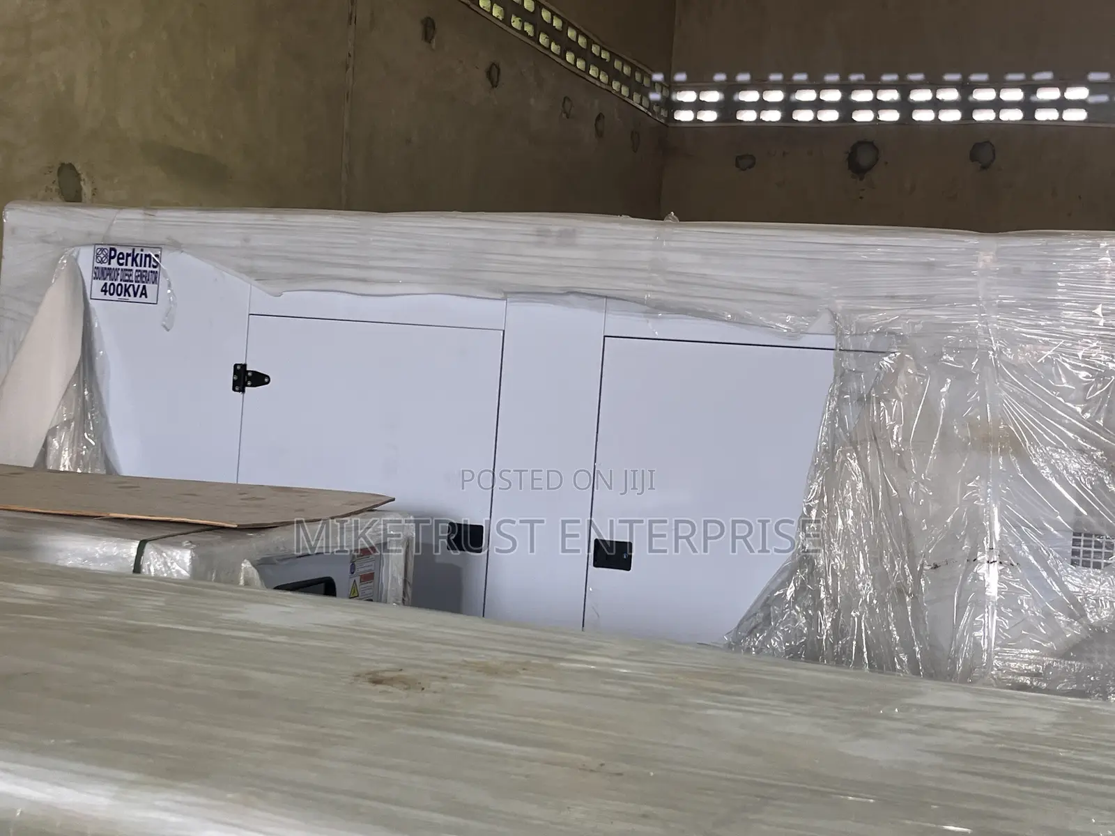 400kva Diesel Soundproof Perkins Generator