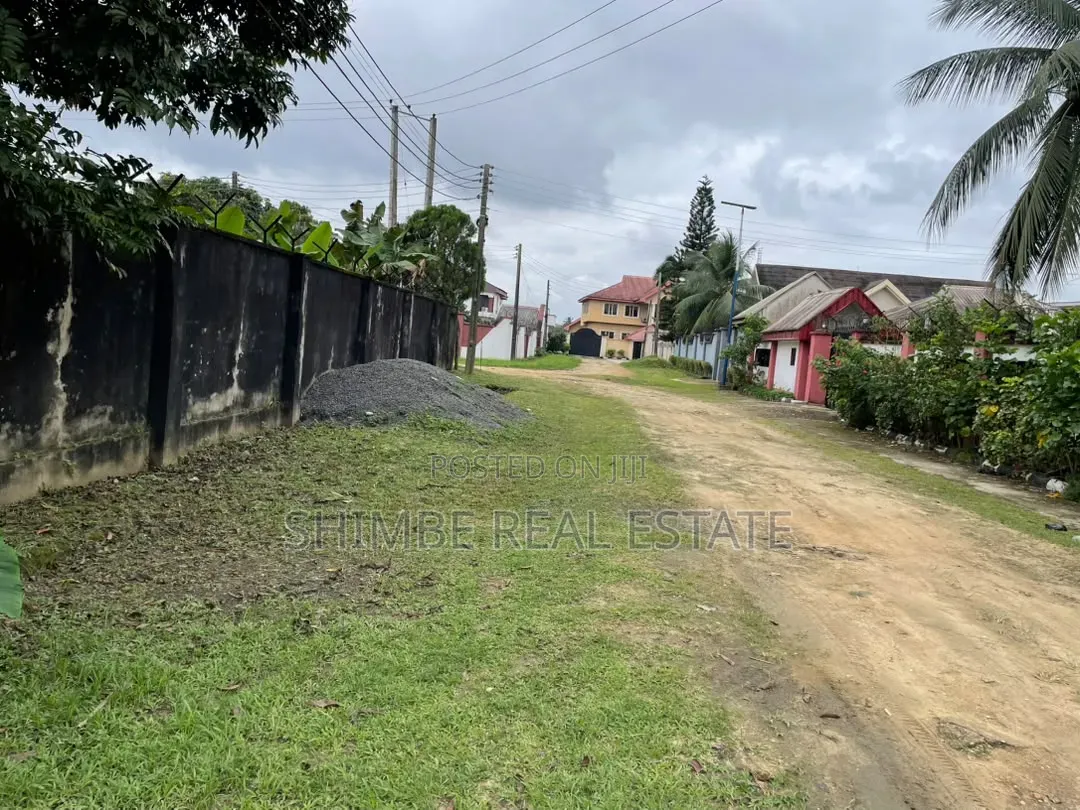 4bdrm Duplex in Ewet Housing Estate, Uyo for sale