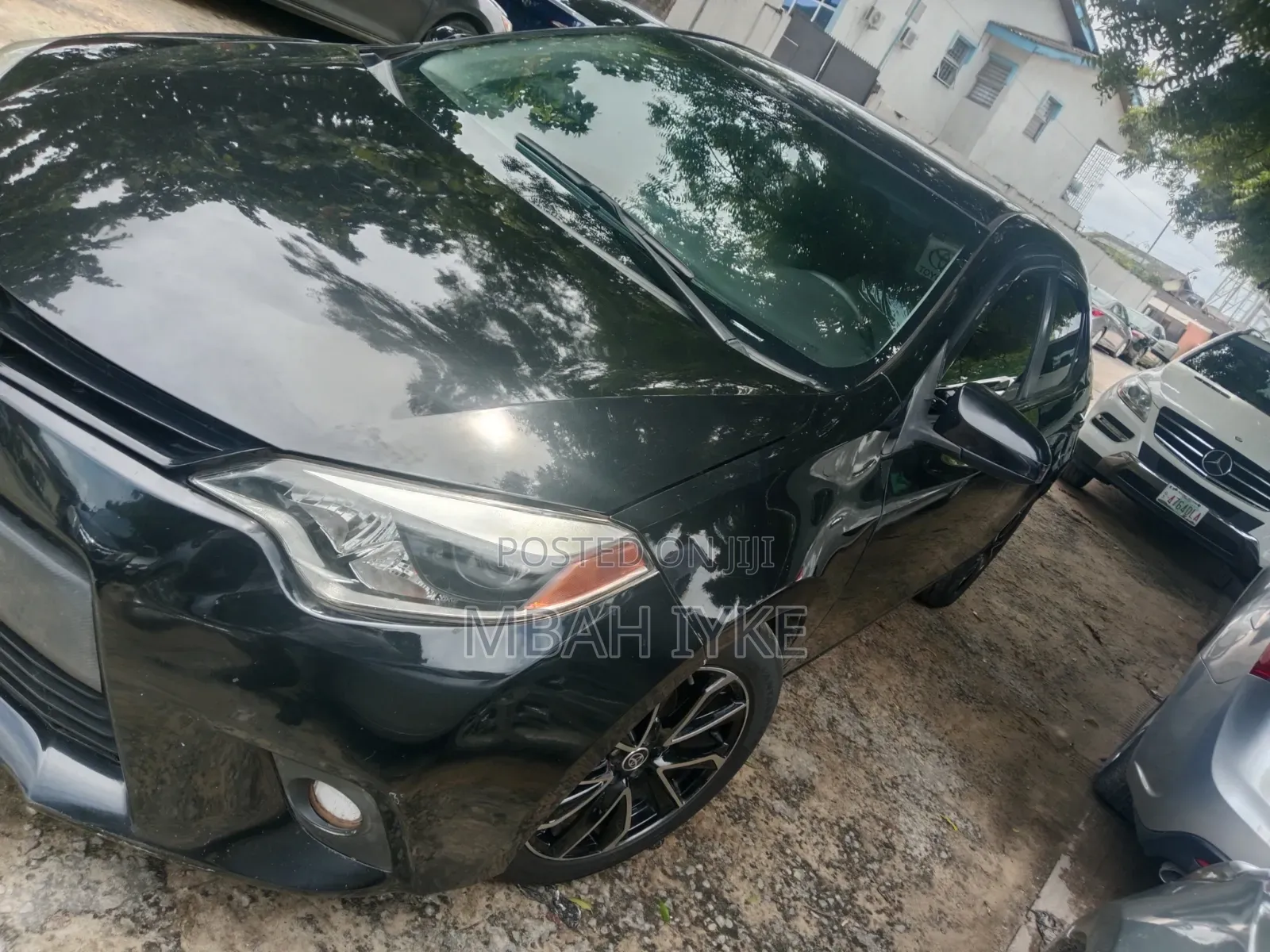 Toyota Corolla LE 4dr Sedan (1.8L 4cyl CVT) 2016 Black