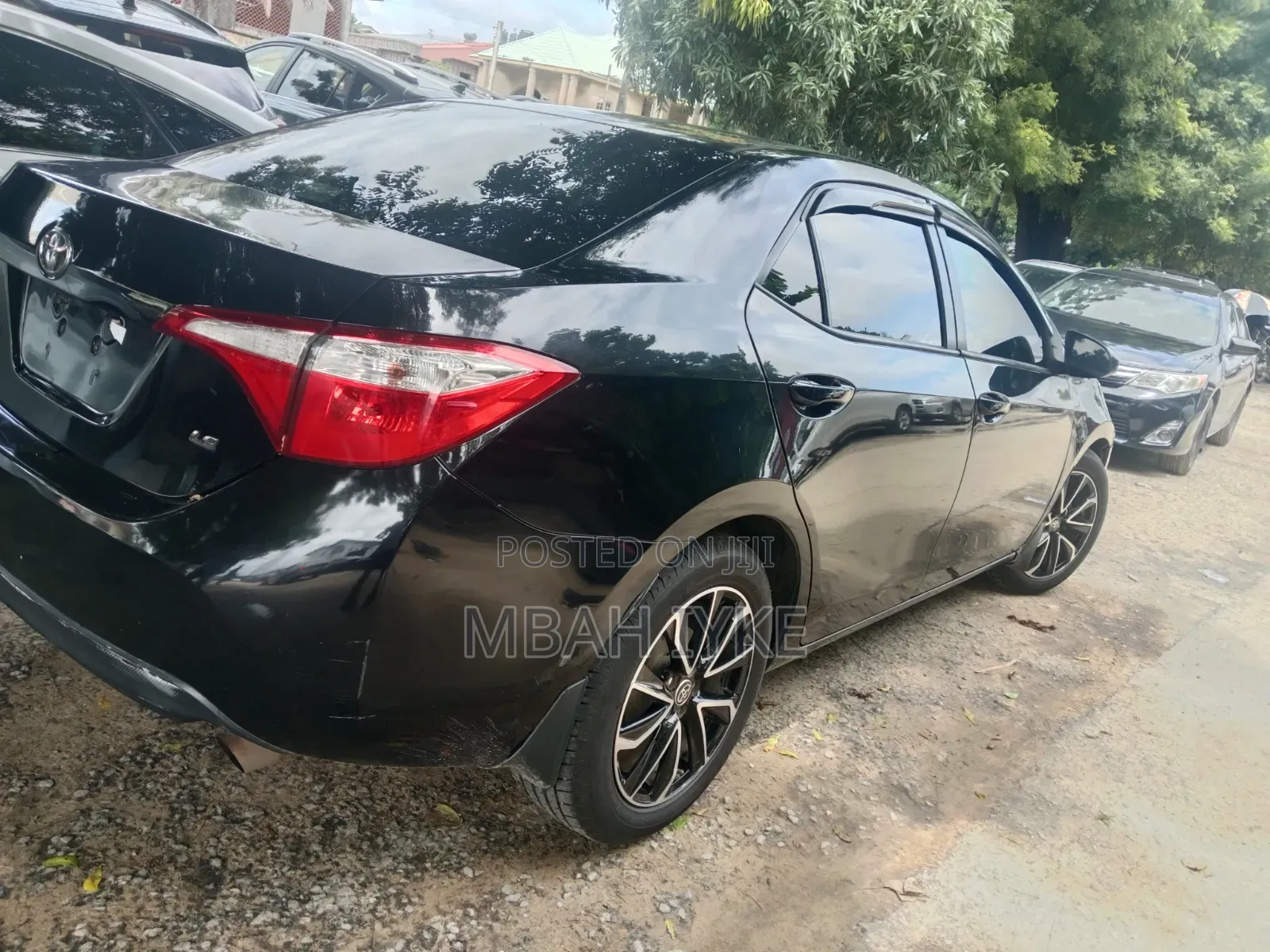 Toyota Corolla LE 4dr Sedan (1.8L 4cyl CVT) 2016 Black