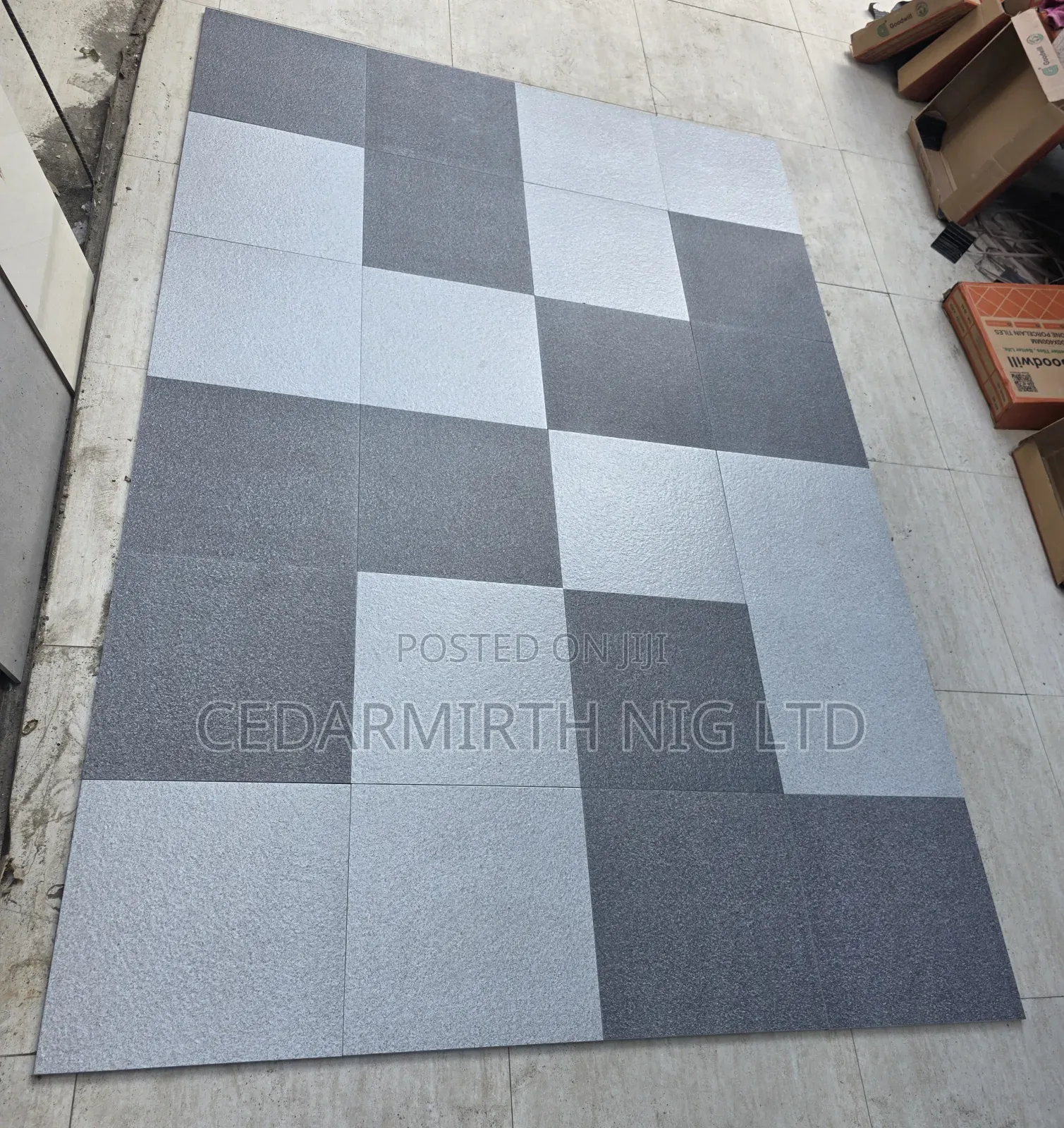Compound Floor Tiles Installation Patterns Using 40x40x15mm Mate Tiles