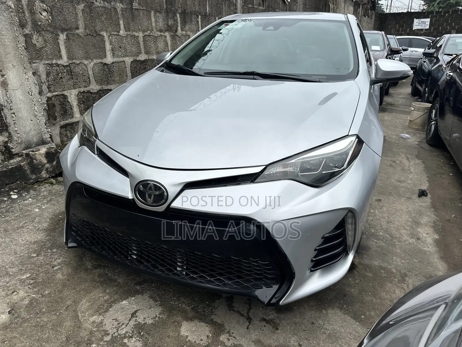 Toyota Corolla 2017 Silver