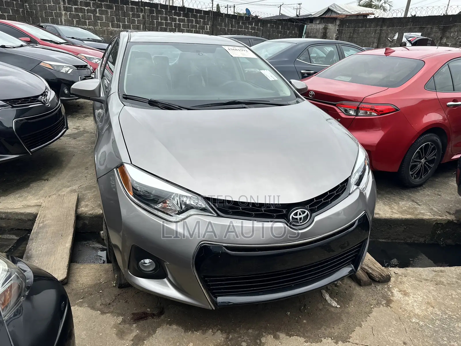 Toyota Corolla 2015 Gray