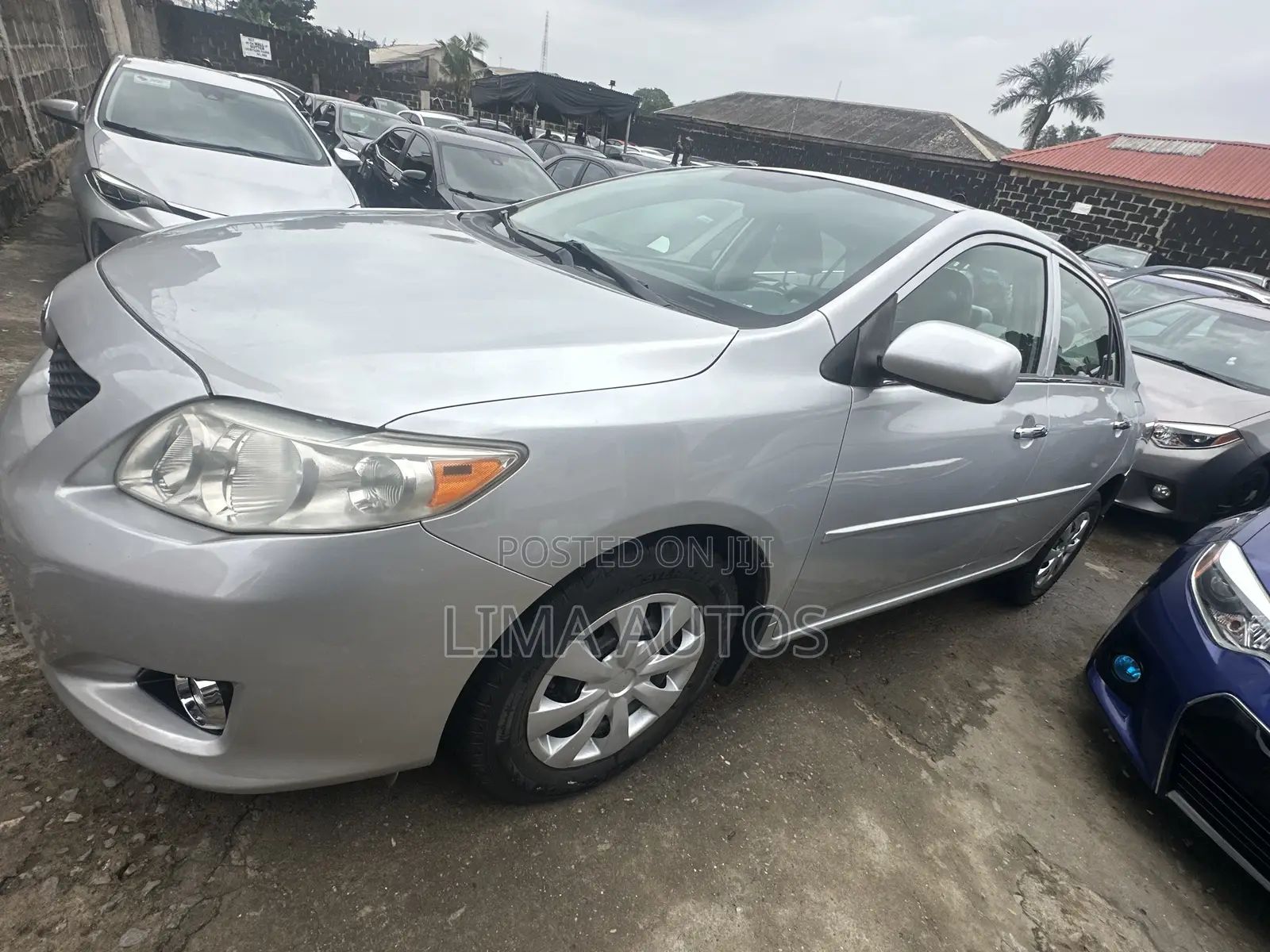 Toyota Corolla 2010 Silver