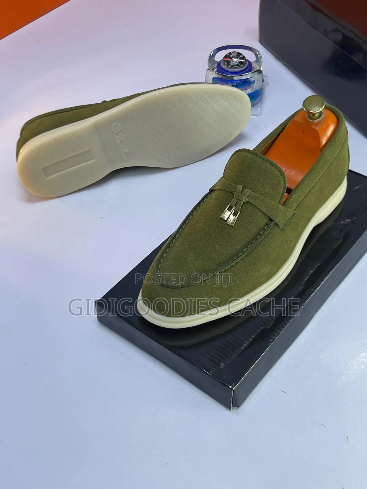 Men's Suede Tassel Loafers in Black/Olive Size 40-46