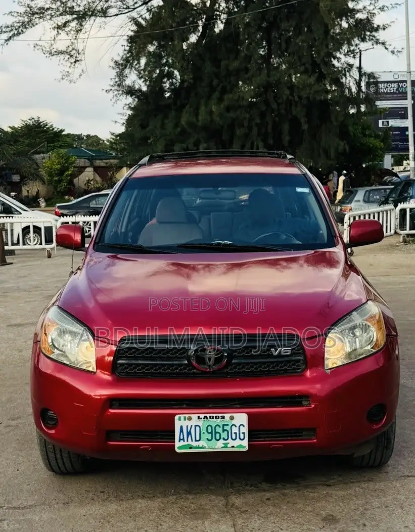 Toyota RAV4 2007 Red