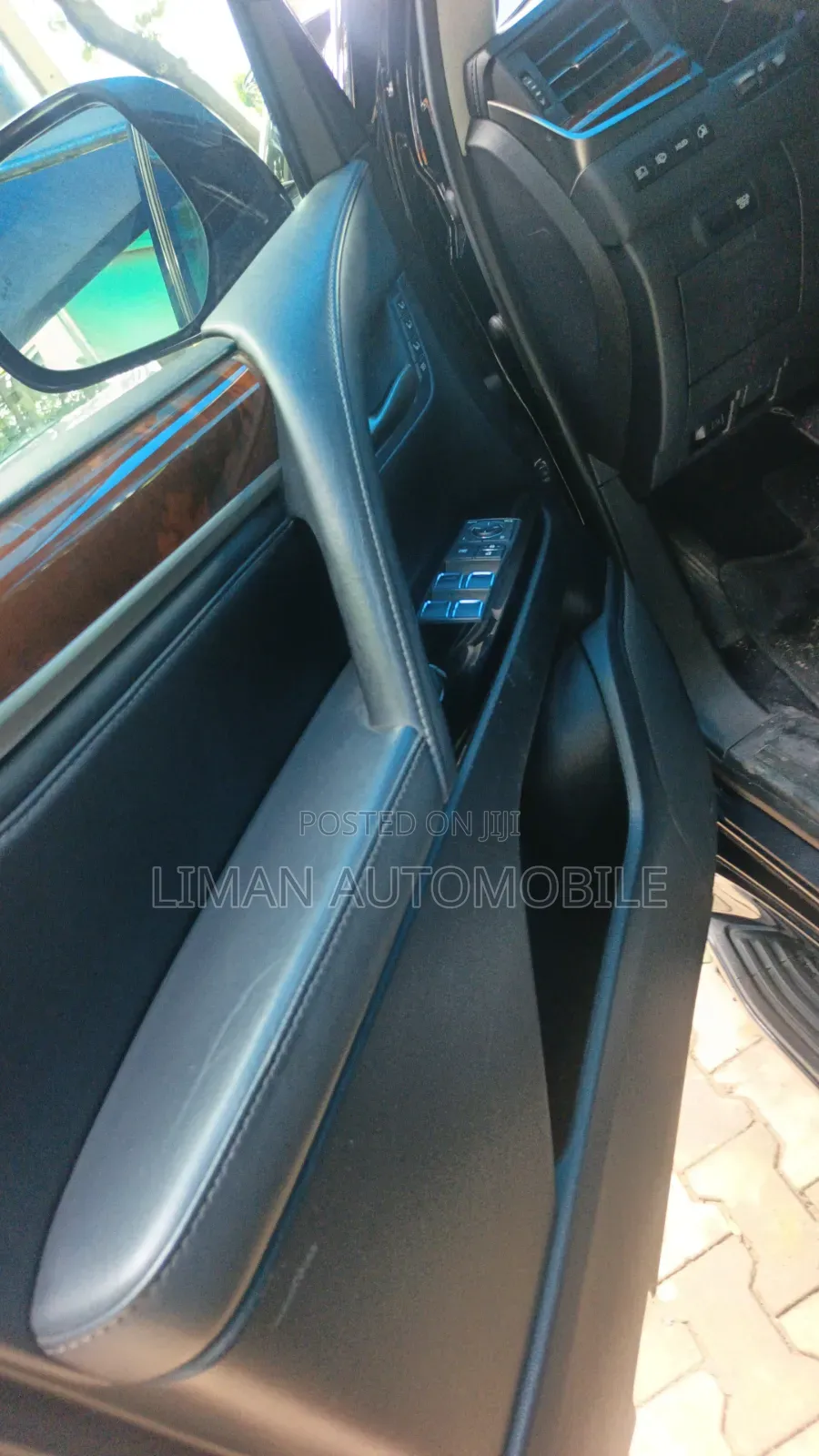 Lexus LX 570 (5 seats) AWD 2018 Black
