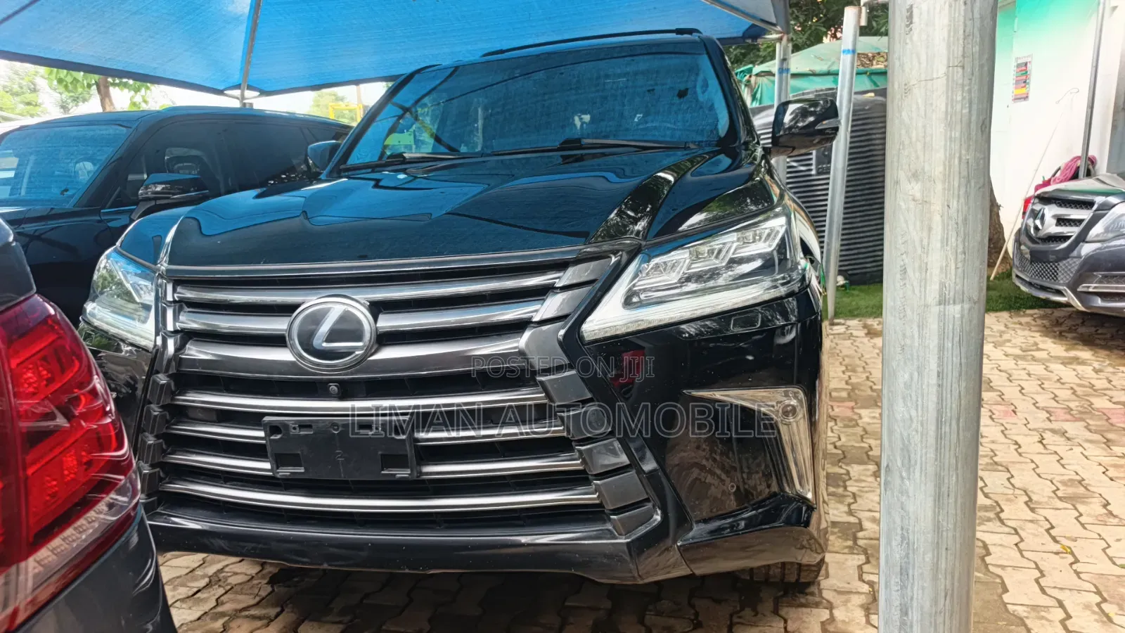 Lexus LX 570 (5 seats) AWD 2019 Black
