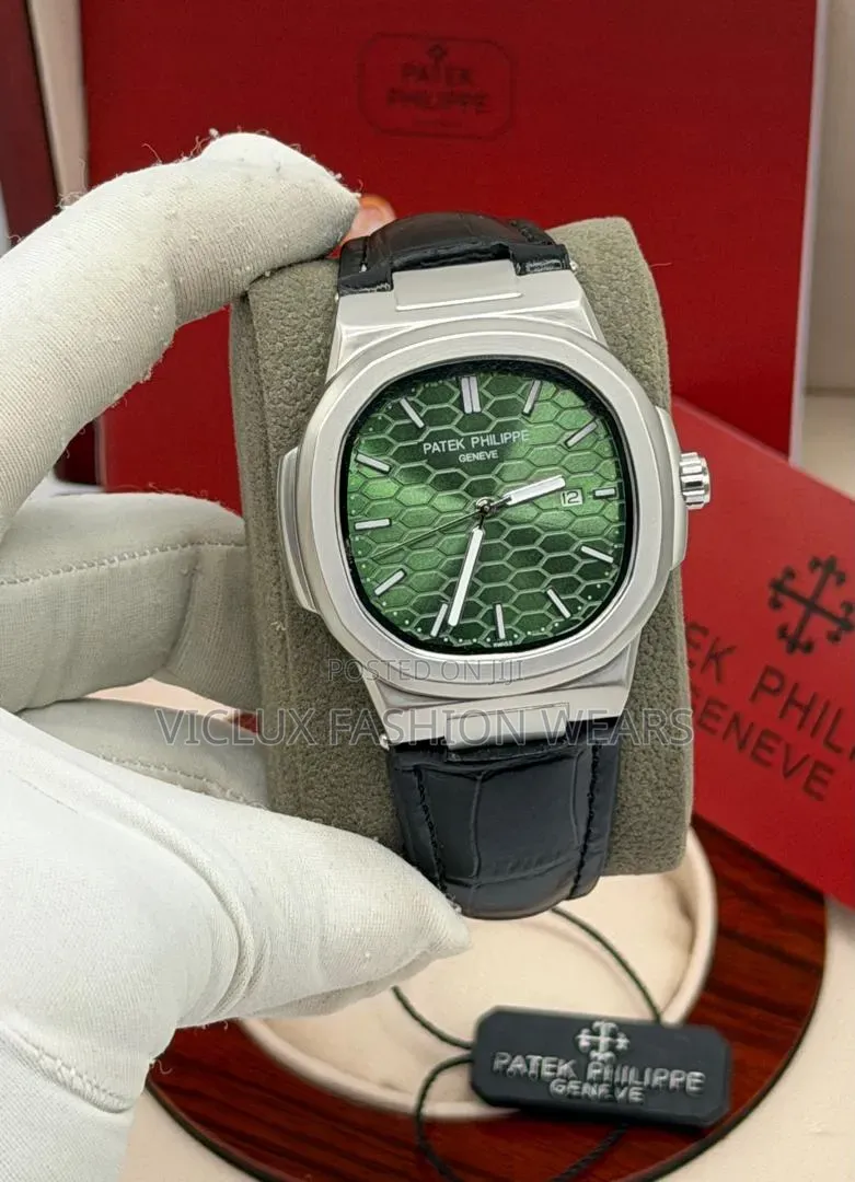 Patek Philippe High Quality Men's Leather Wrist Watch