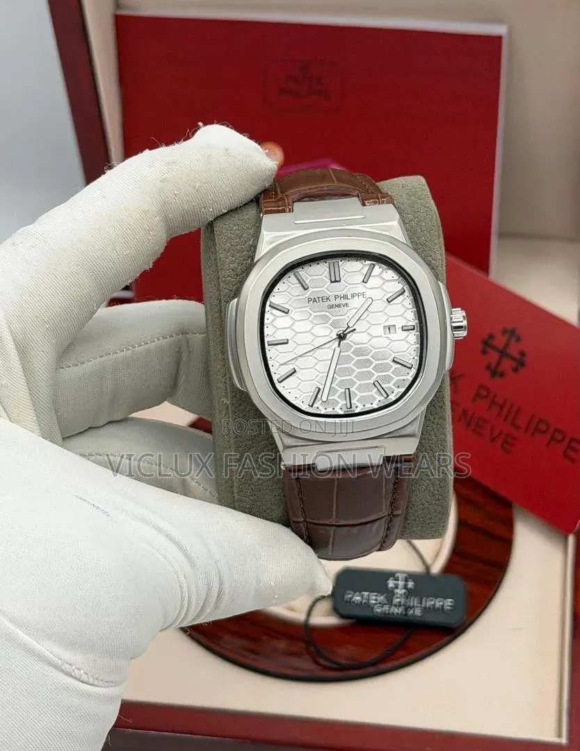 Patek Philippe High Quality Men's Leather Wrist Watch