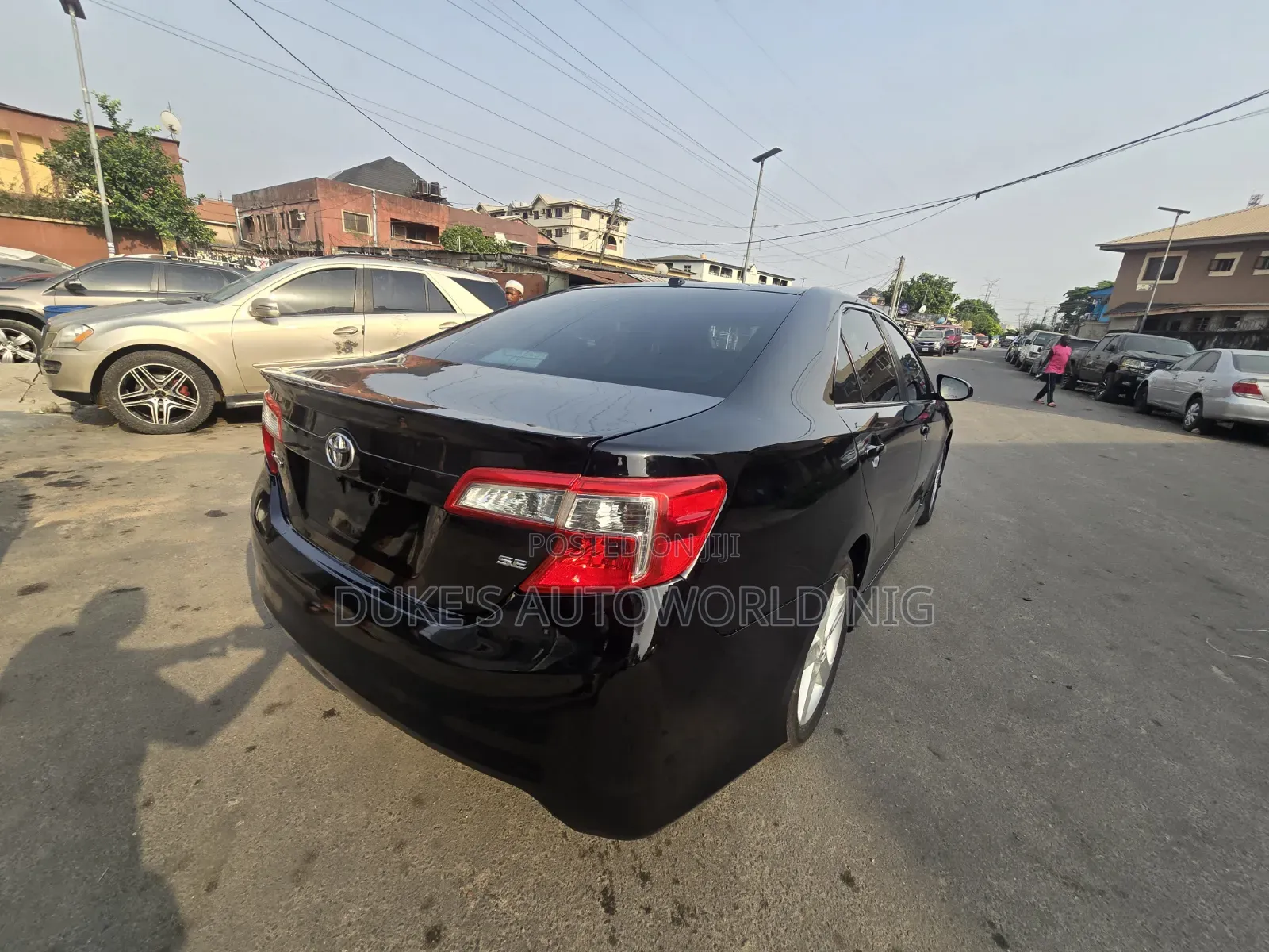 Toyota Camry SE 4dr Sedan (2.5L 4cyl 6A) 2014 Black
