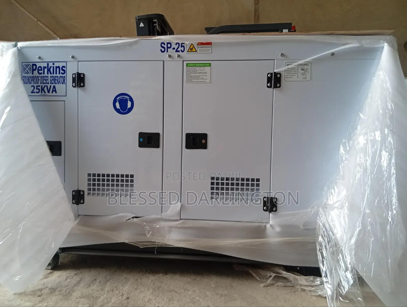 25kva Perkins Soundproof Diesel Generator